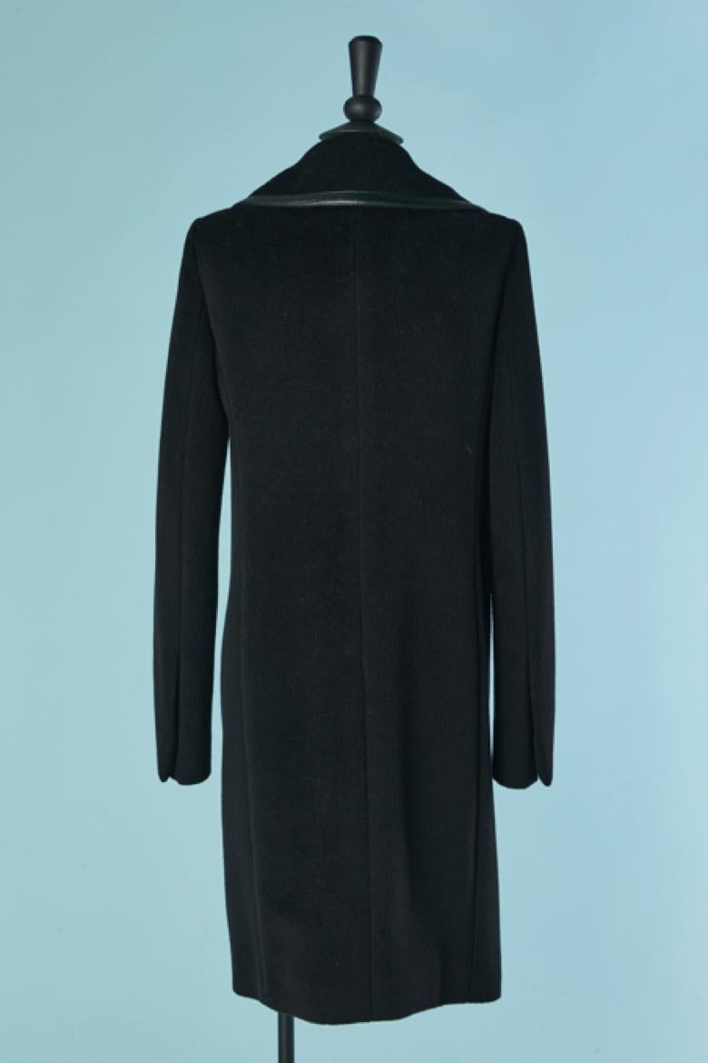 Donna Cappotto doppiopetto in lana nera con profili in pelle BALENCIAGA in vendita