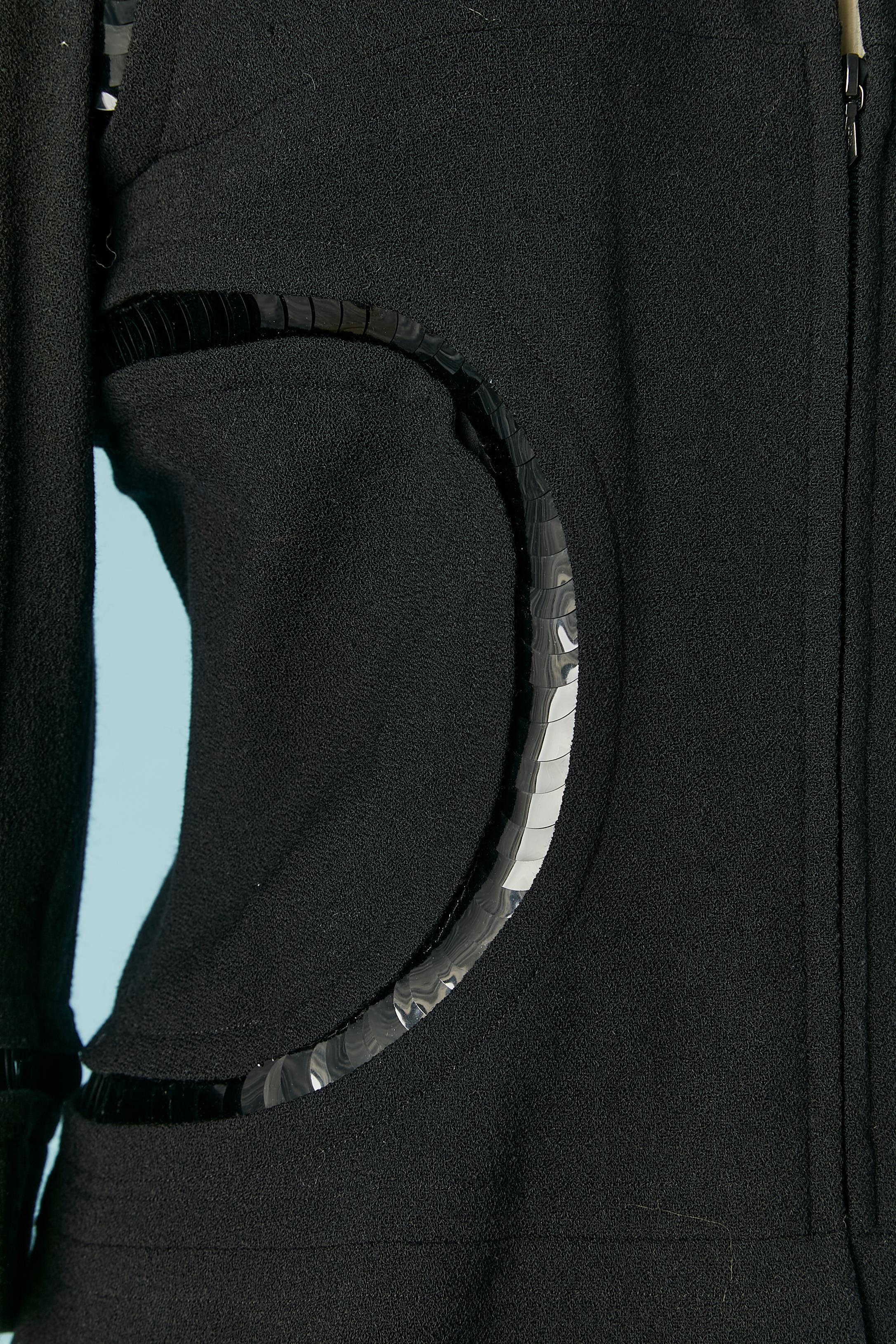 Noir Veste en laine noire avec sequins noirs à l'intérieur de la coupe CHANEL vers 2006 en vente