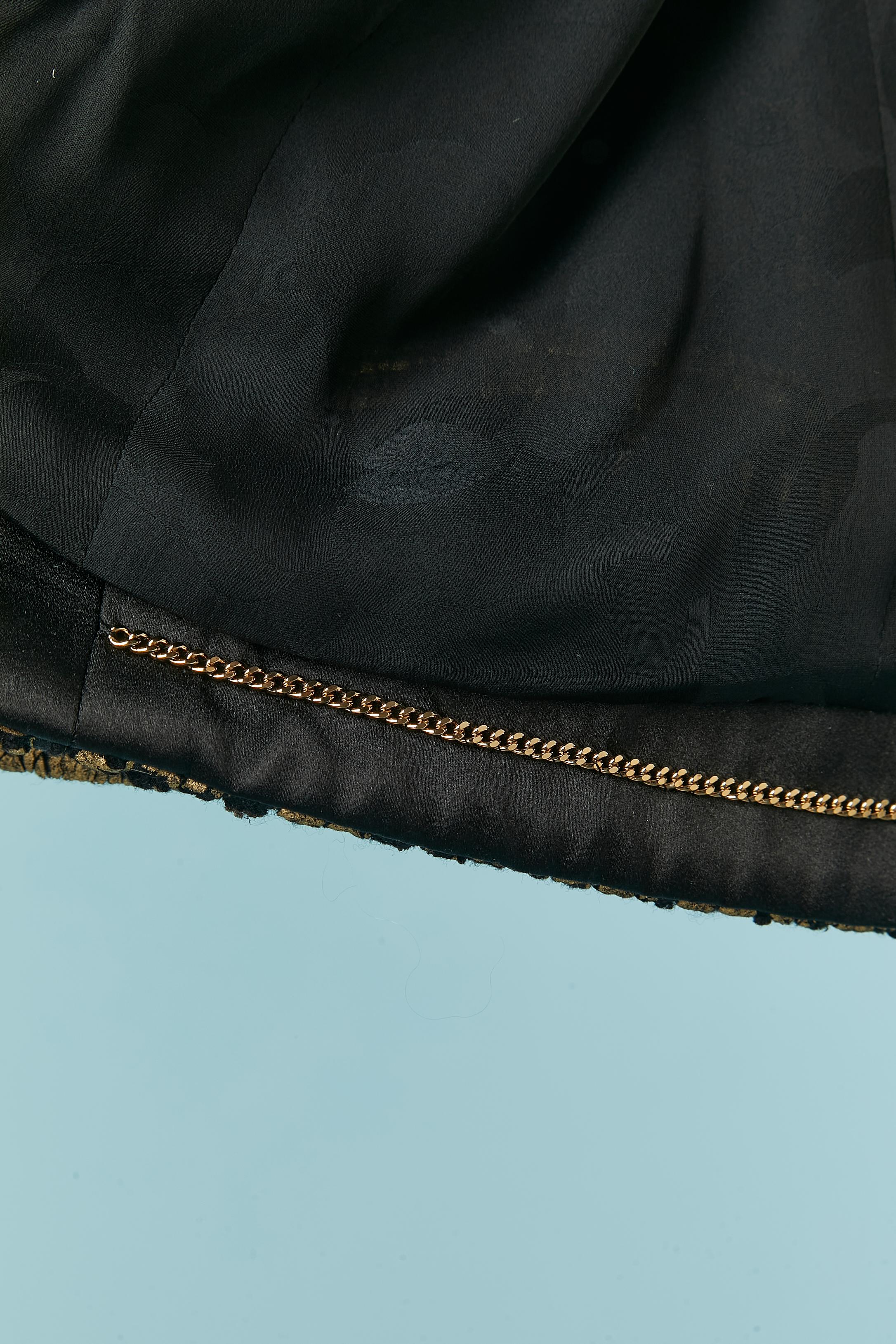 Black wool jacket with gold coated and beetle button CHANEL Pre-fall 2019 New 5