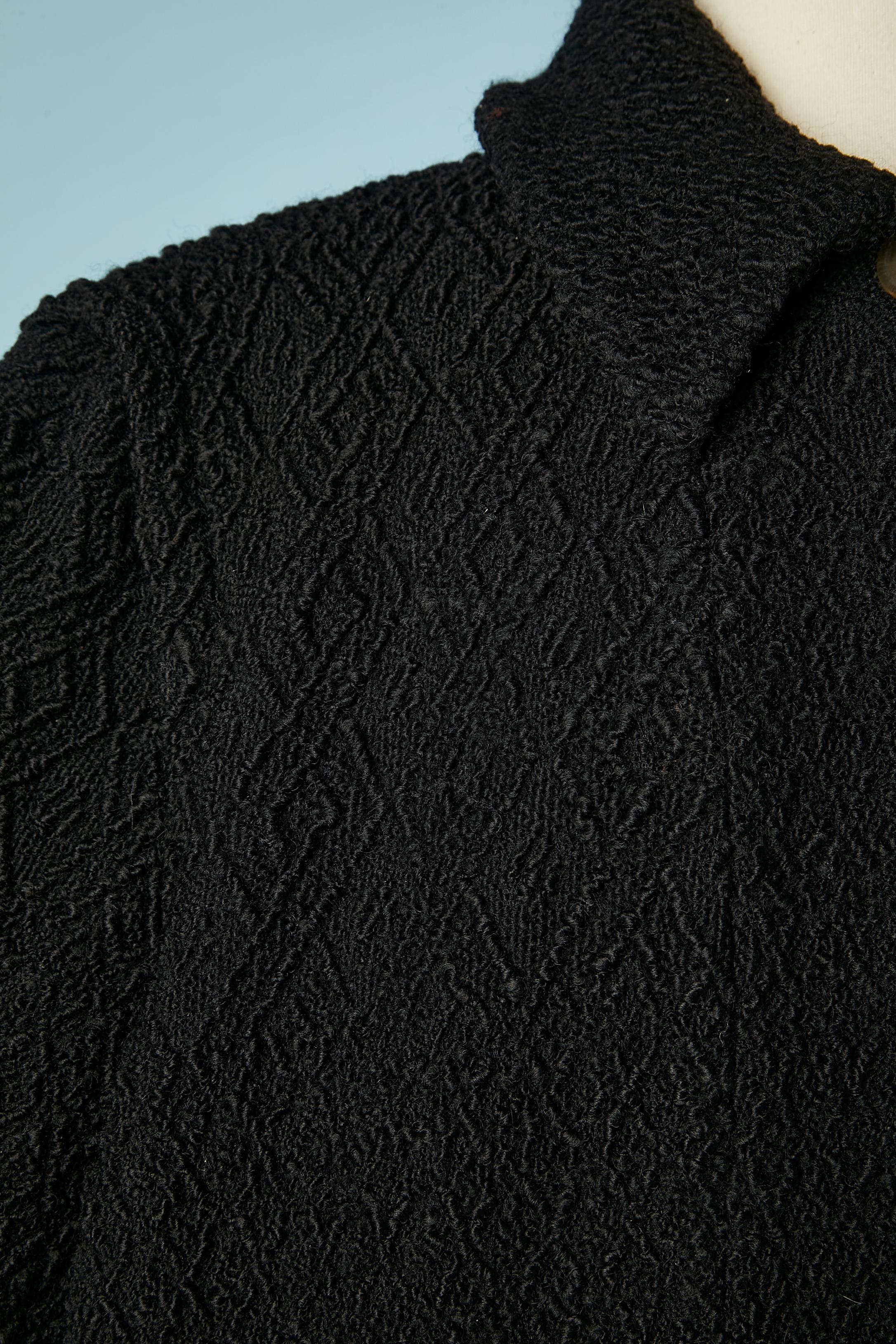 Noir Christian Lacroix Paris - Manteau en jacquard de laine noir avec doublure imprimée rose  en vente