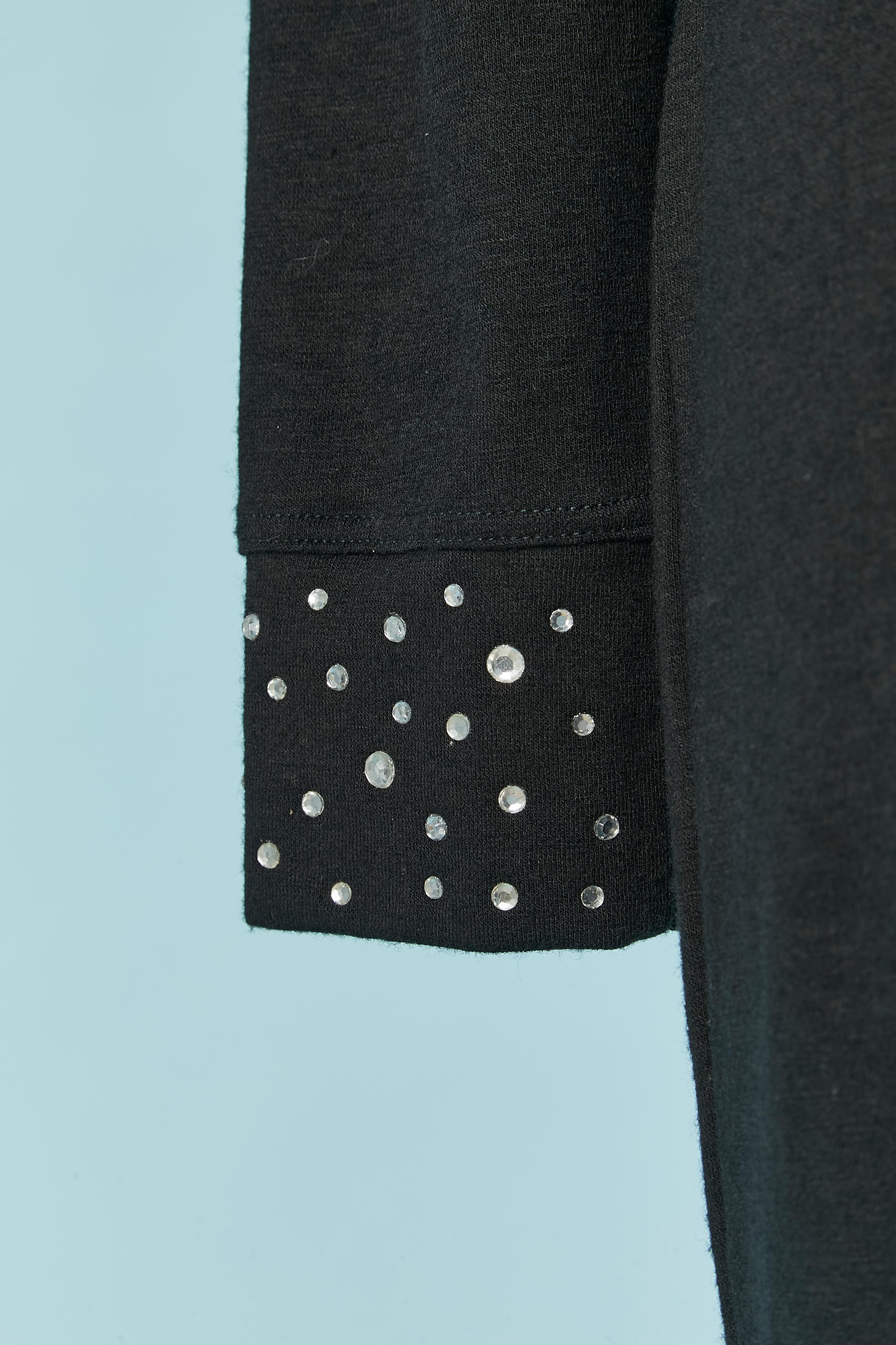 Noir Robe de cocktail en jersey de laine noire ornée de strass Moschino Jeans en vente