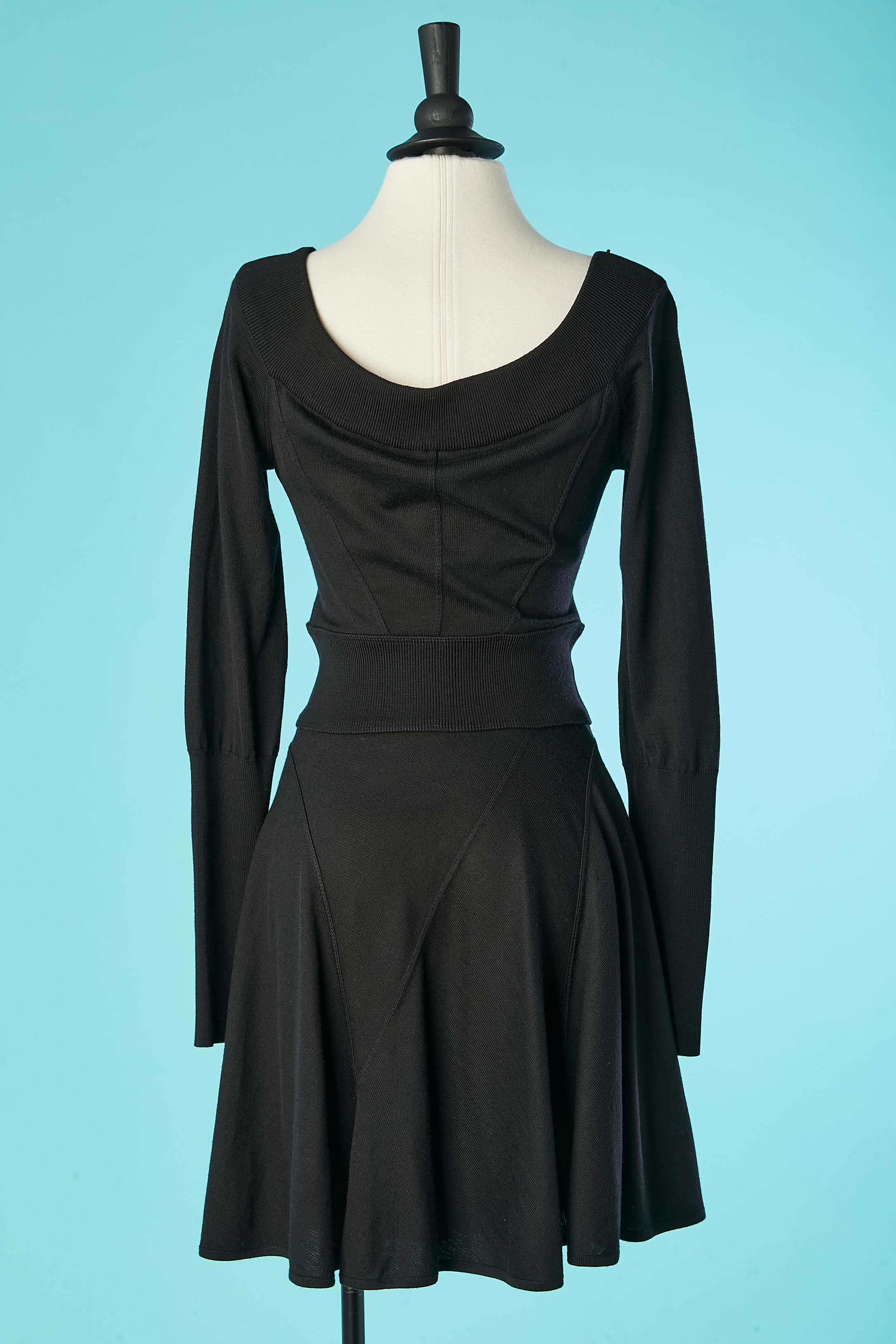 Schwarzes Kleid aus Wollstrick Alaia  im Angebot 1