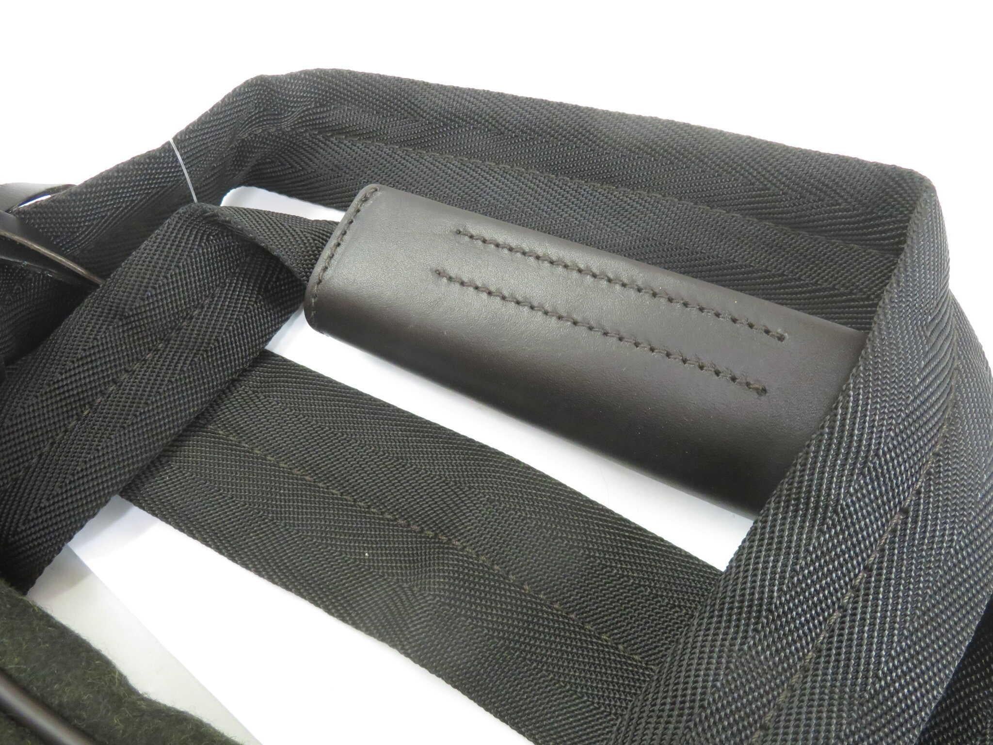 Black wool Prada boston bag with silver-tone hardware, dual flat handles In Fair Condition In Irvine, CA