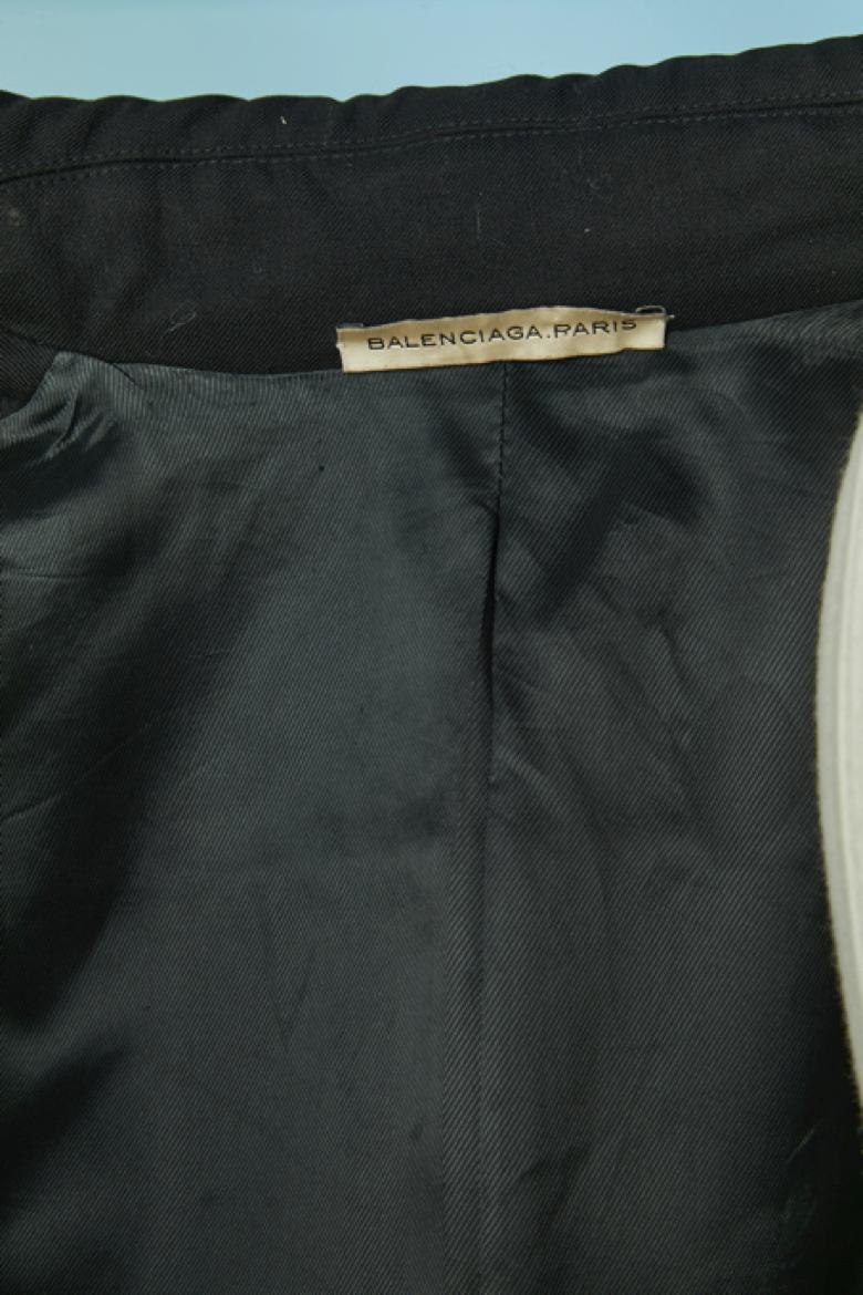 Manteau croisé en laine noire avec nœud en cuir BALENCIAGA en vente 2
