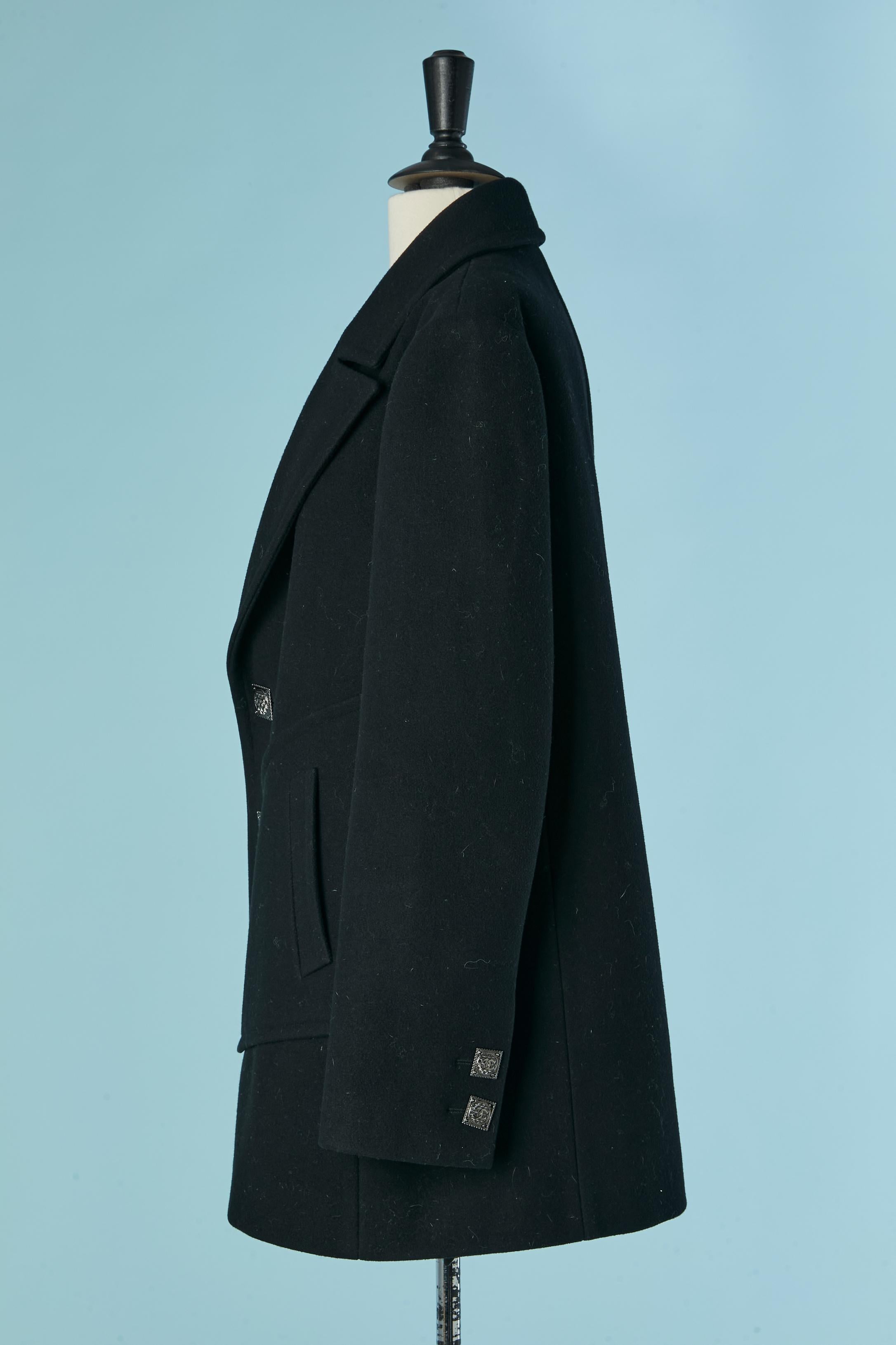 Caban en laine noire à simple boutonnage CHANEL Les Métiers d'Art Paris-Bizance 2011 Pour hommes en vente