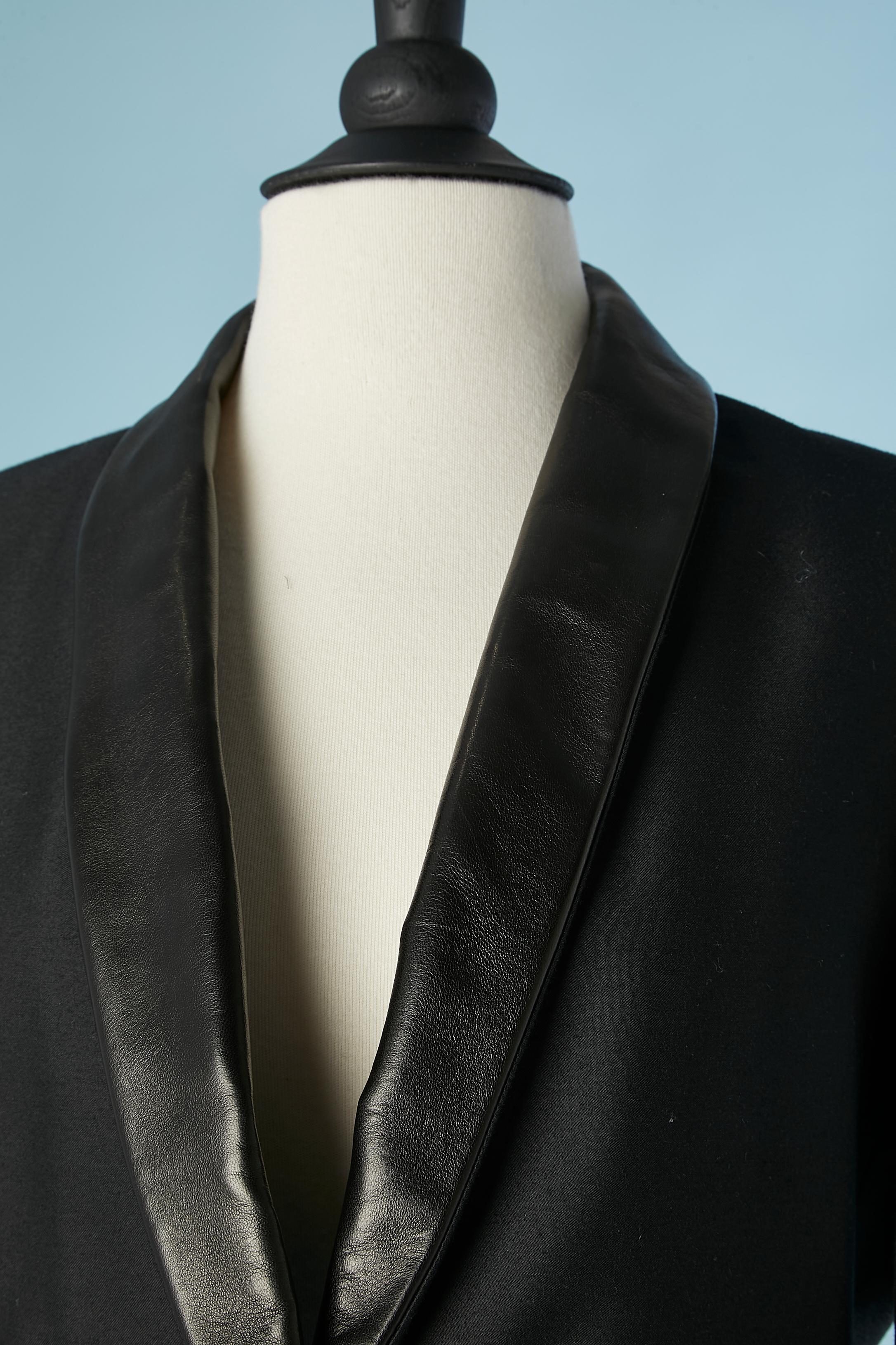 Black wool single-breasted tuxedo with black leather collar Yves Saint Laurent  In Excellent Condition In Saint-Ouen-Sur-Seine, FR