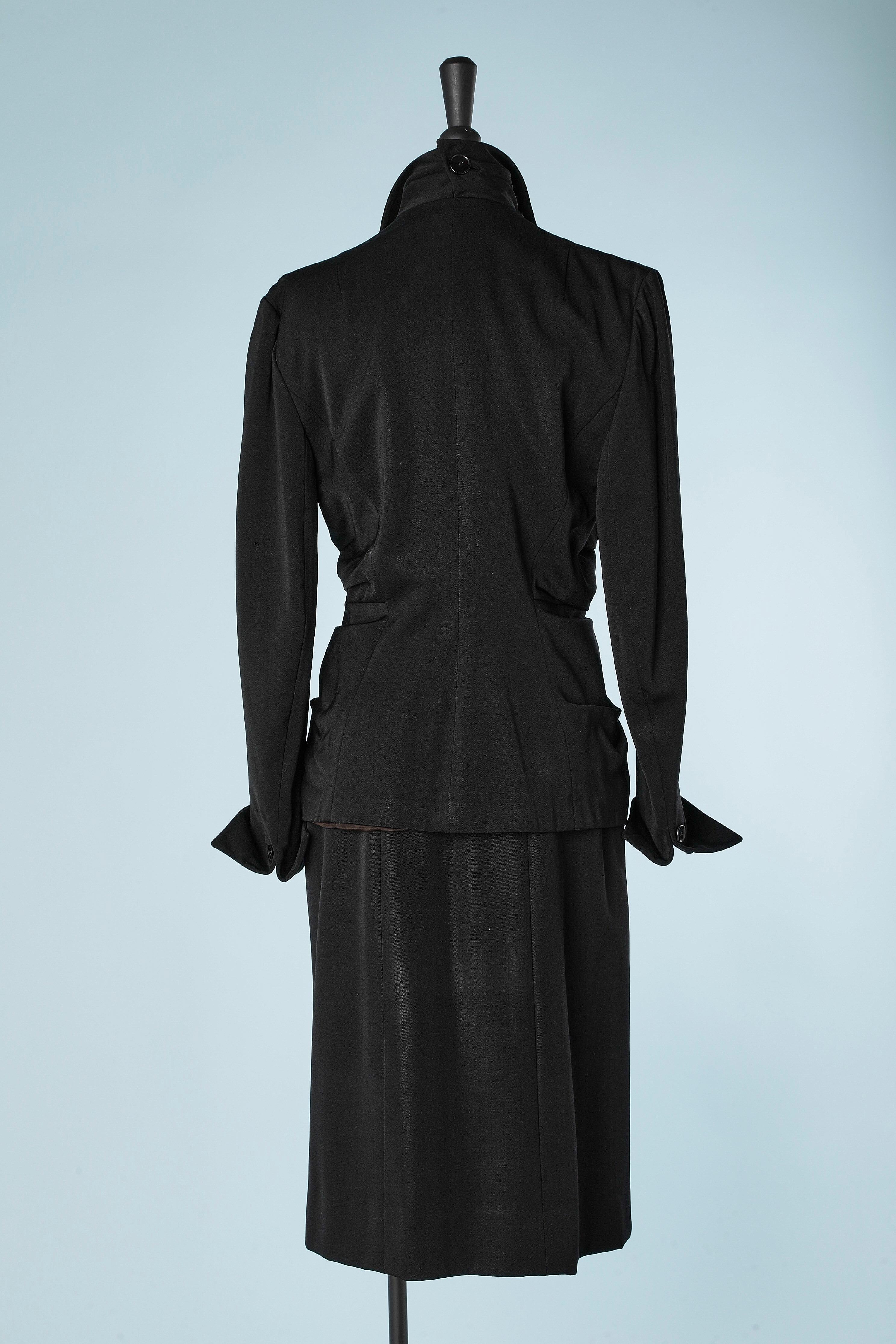 Black wool skirt-suit with double-breasted drape jacket Lilli Ann 1951  For Sale 2