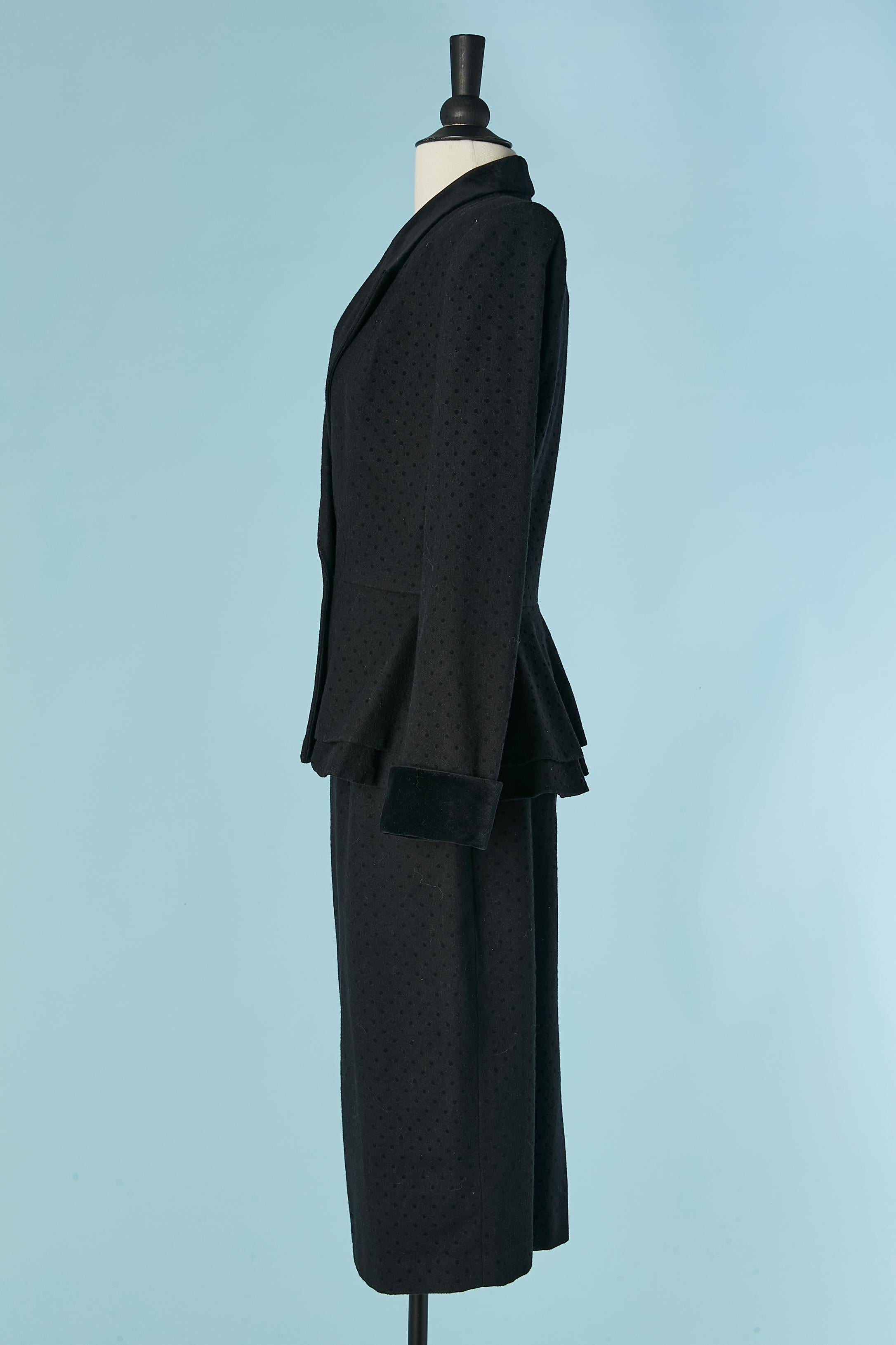 Black wool skirt suit with polka dots pattern and velvet collar and cuffs KASPER For Sale 2