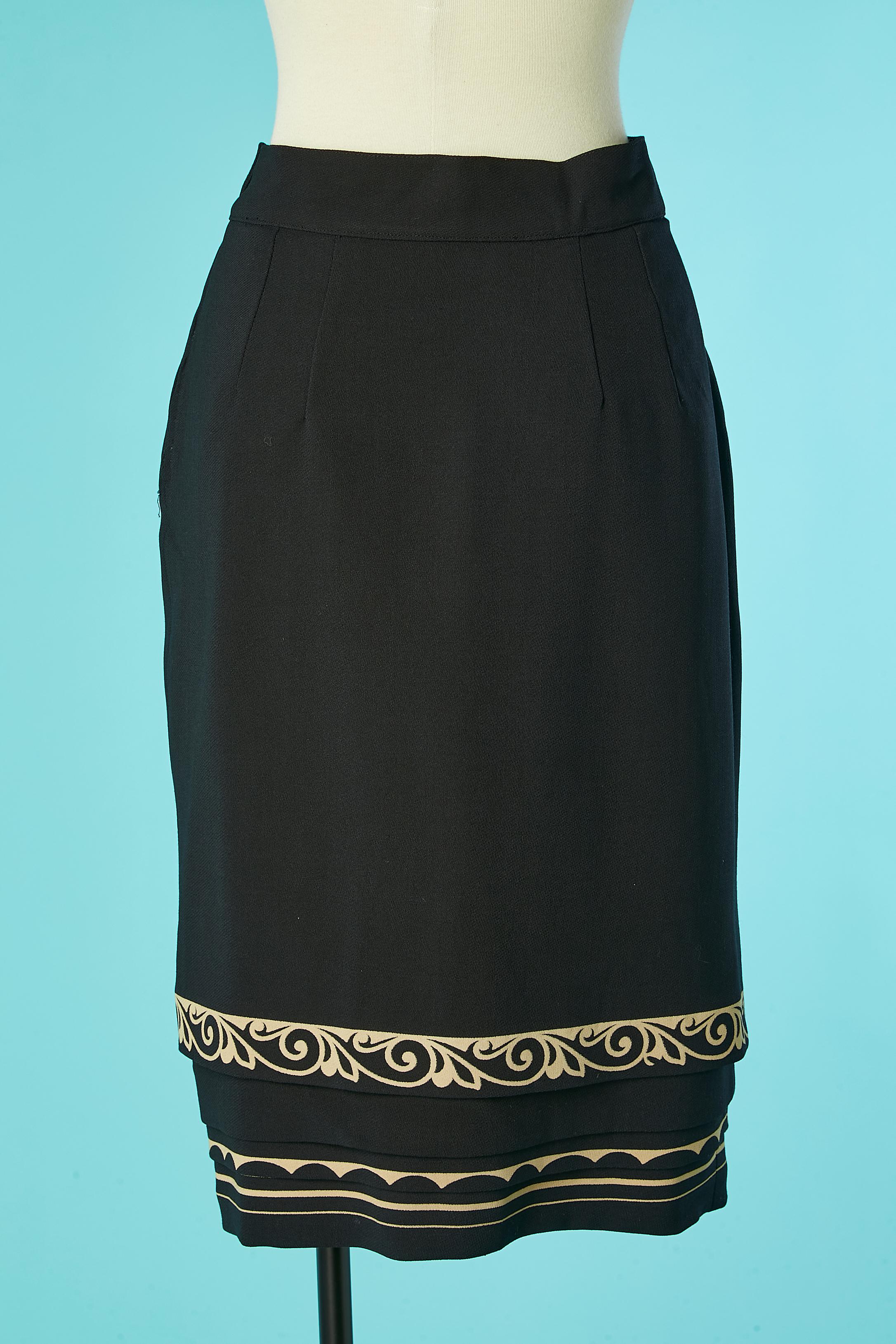 Women's Black wool straight skirt with graphic bottom edge Gianni Versace  For Sale