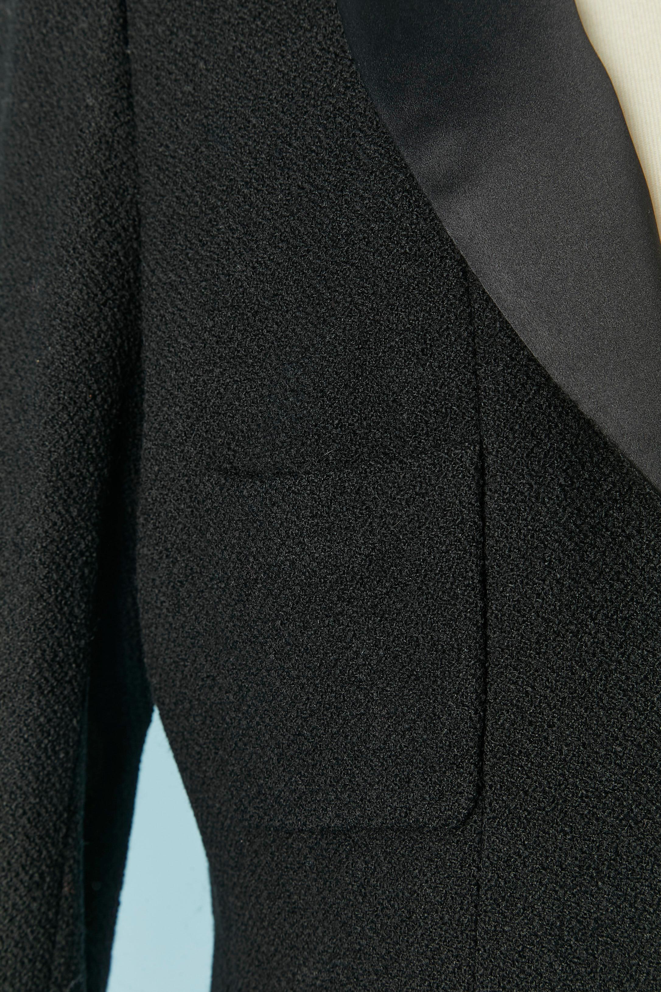 Black wool tweed edge to edge jacket with silk collar CHANEL In Excellent Condition For Sale In Saint-Ouen-Sur-Seine, FR