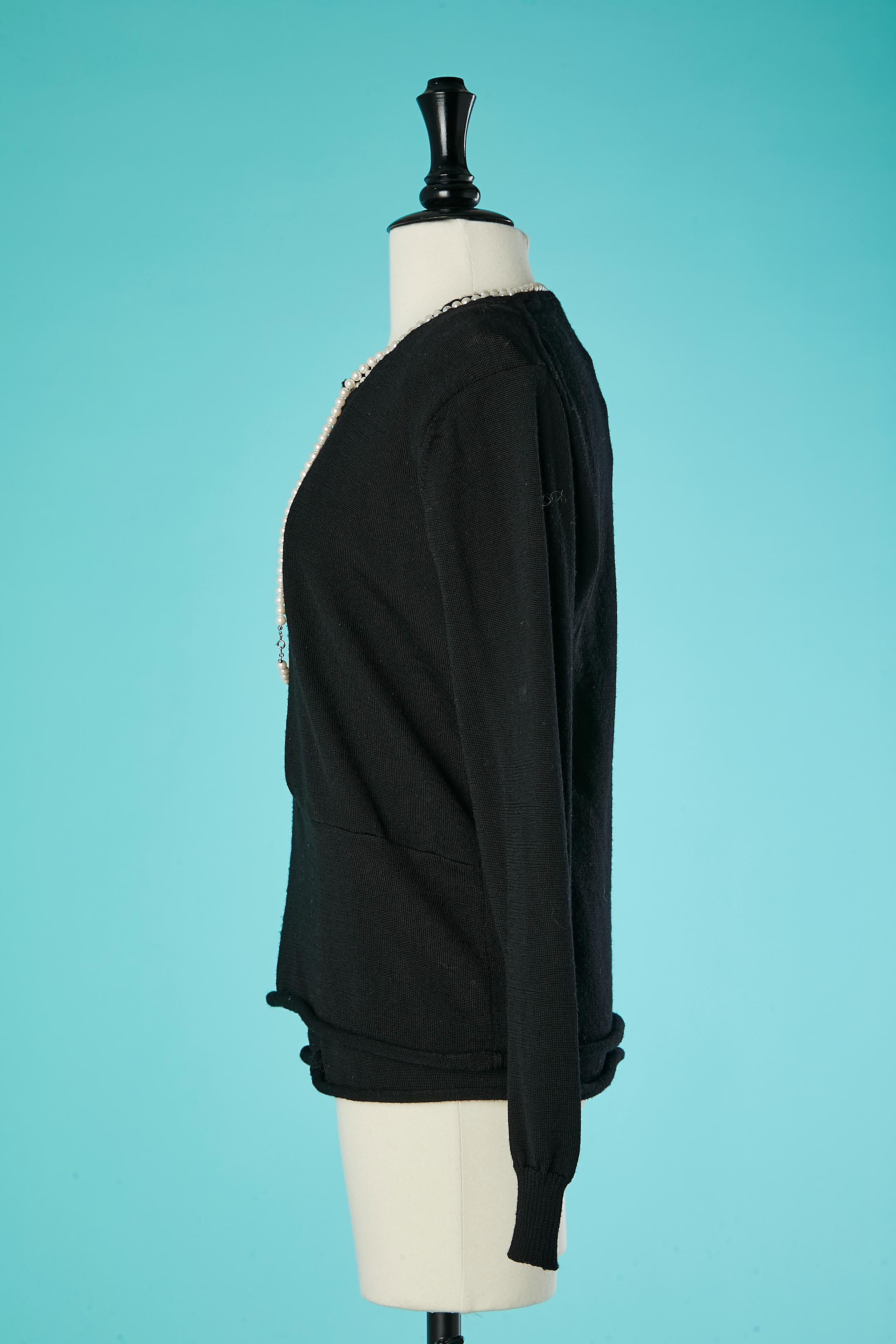 Black wool wrap sweater with pearls neckless Junya Watanabe In Excellent Condition In Saint-Ouen-Sur-Seine, FR