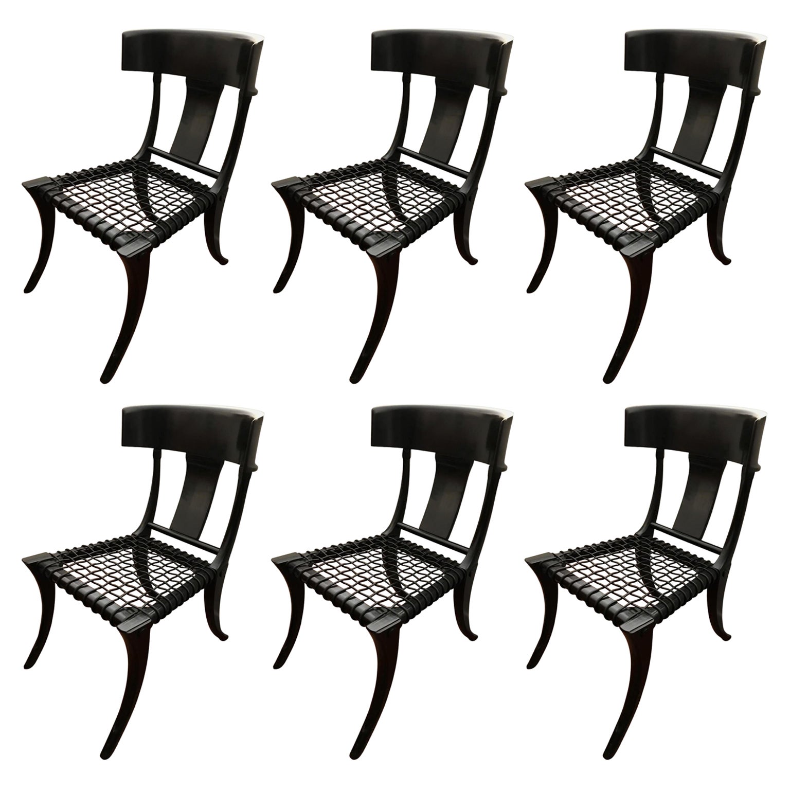 Klismos-Stühle mit Säbelbeinen aus Walnussholz und schwarzem gewebtem Leder, 6er-Set, anpassbar im Angebot