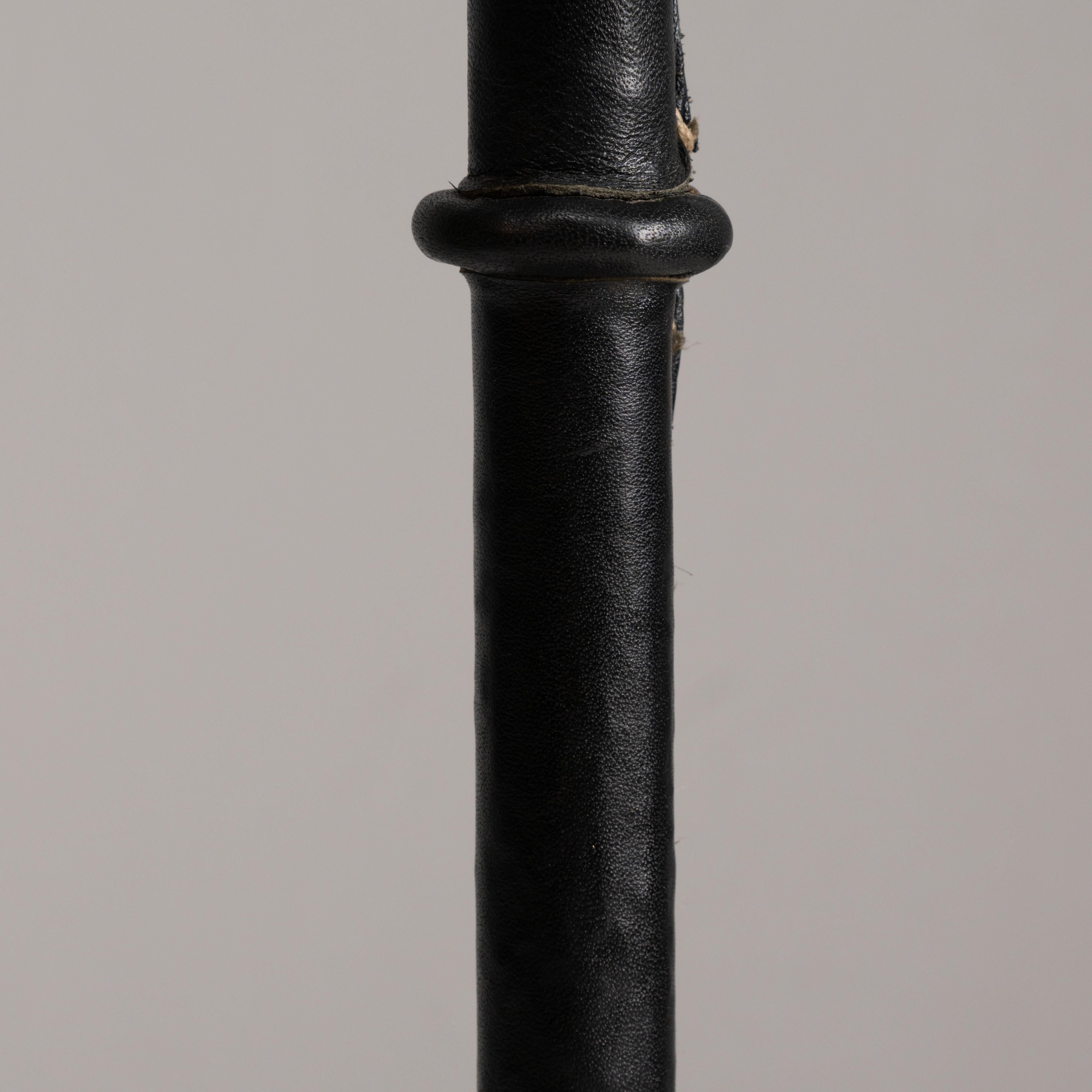 Tischlampen aus schwarzem Leder von Valenti (Ende des 20. Jahrhunderts) im Angebot