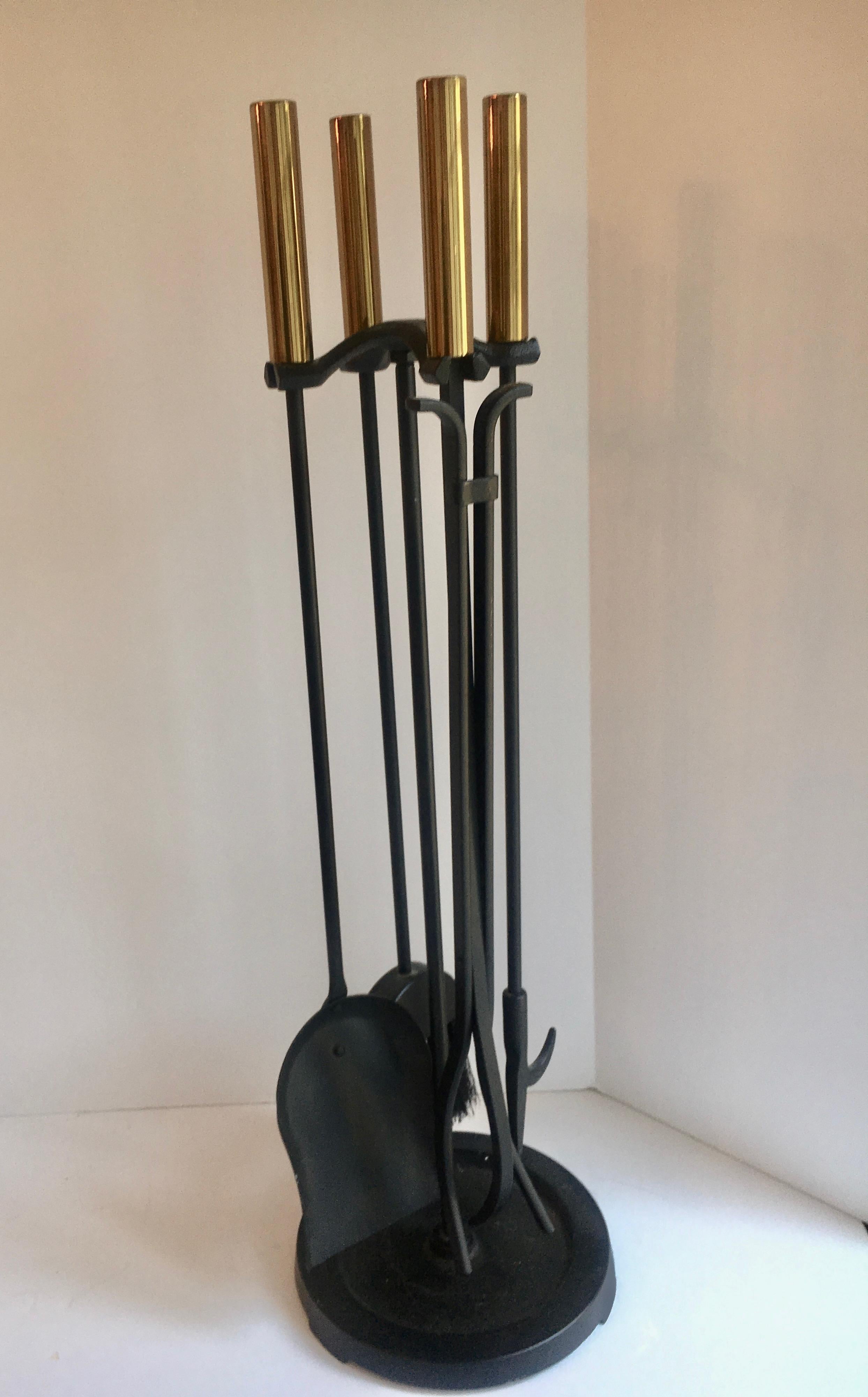 Black Wrought Iron and Brass Fireplace Tools with Stand In Good Condition In Los Angeles, CA