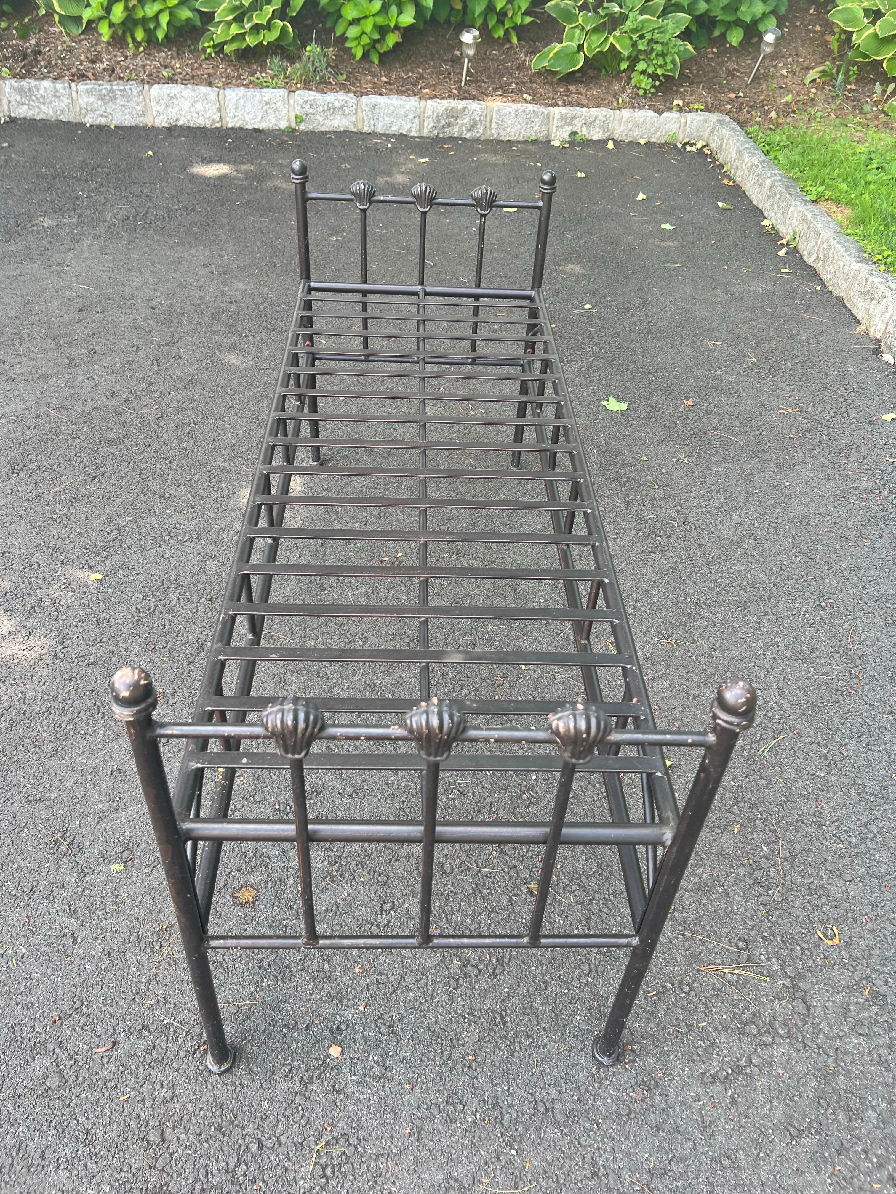 Black Wrought Iron Bench im Angebot 7