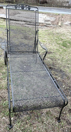 Black Wrought Iron Chaise Lounge w/ Rose & Leaf Pattern Woodard Style