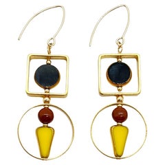 Boucles d'oreilles Art Deco 2321E en perles de verre allemandes noires et jaunes.