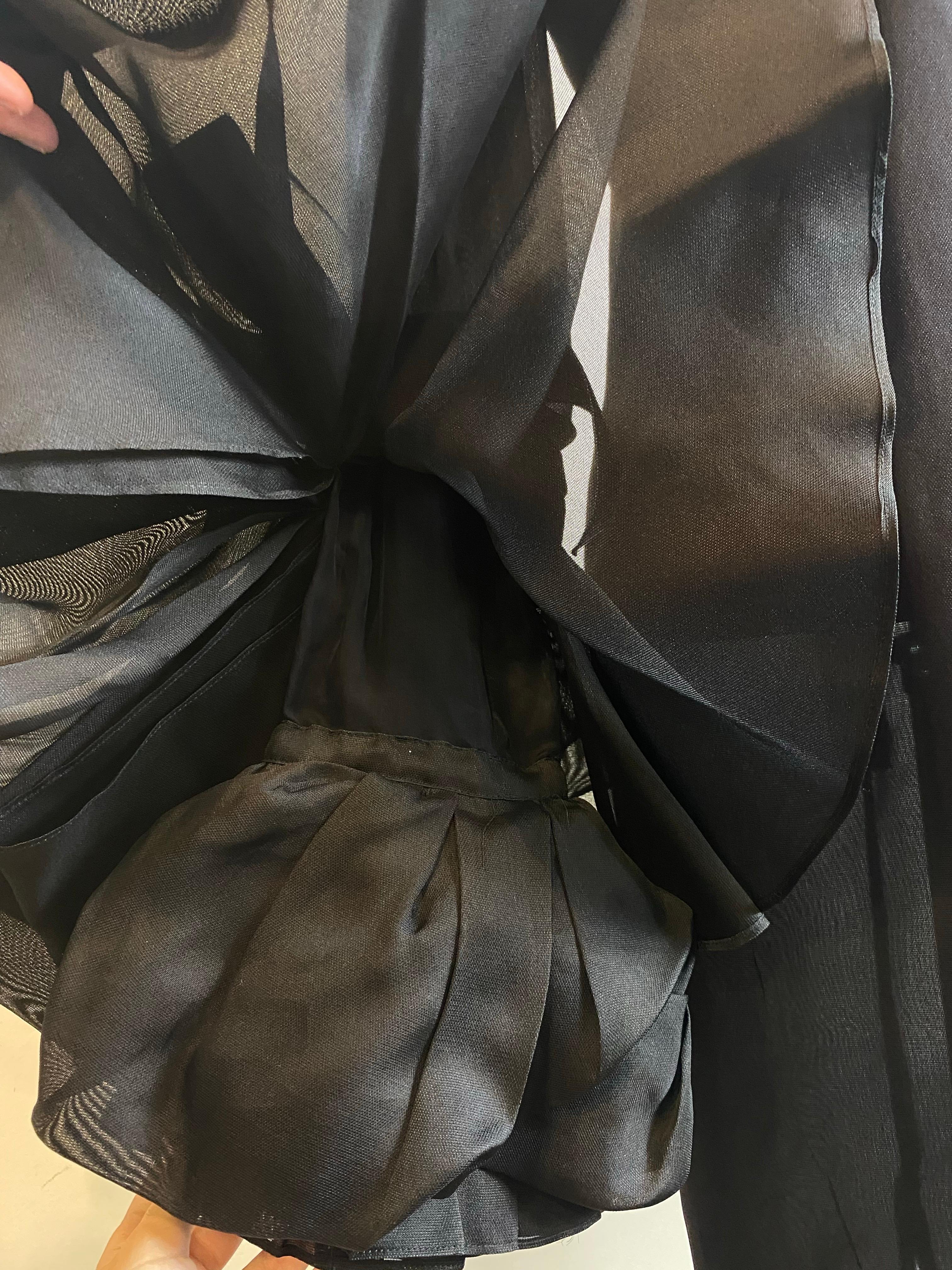 Black Yves Saint Laurent dress. im Angebot 2