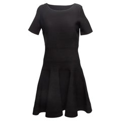 Robe évasée à manches courtes en laine noire Yves Saint Laurent Taille US L