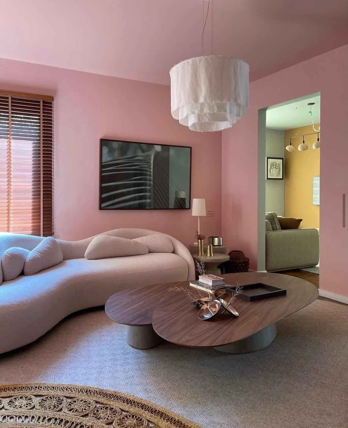 Blackberry - Brazilian contemporary minimalist prewashed linen pendant - 3 units im Angebot 1