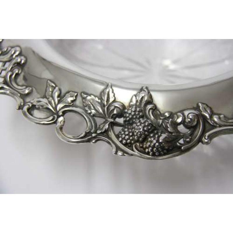 Frutero de plata de ley Blackberry by Tiffany & Co. con hojas de cristal tallado siglo XX en venta