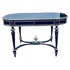 Antico tavolo da centro o da scrittura in legno ebanizzato, periodo Napoleone III