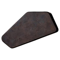 Schwarz geschwärzter Gio-Haken in organischer Form von Henry Wilson