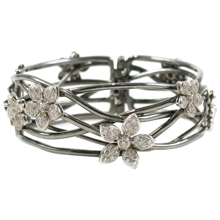 Blackened Gold and Diamond Flower Bracelet For Sale at 1stDibs