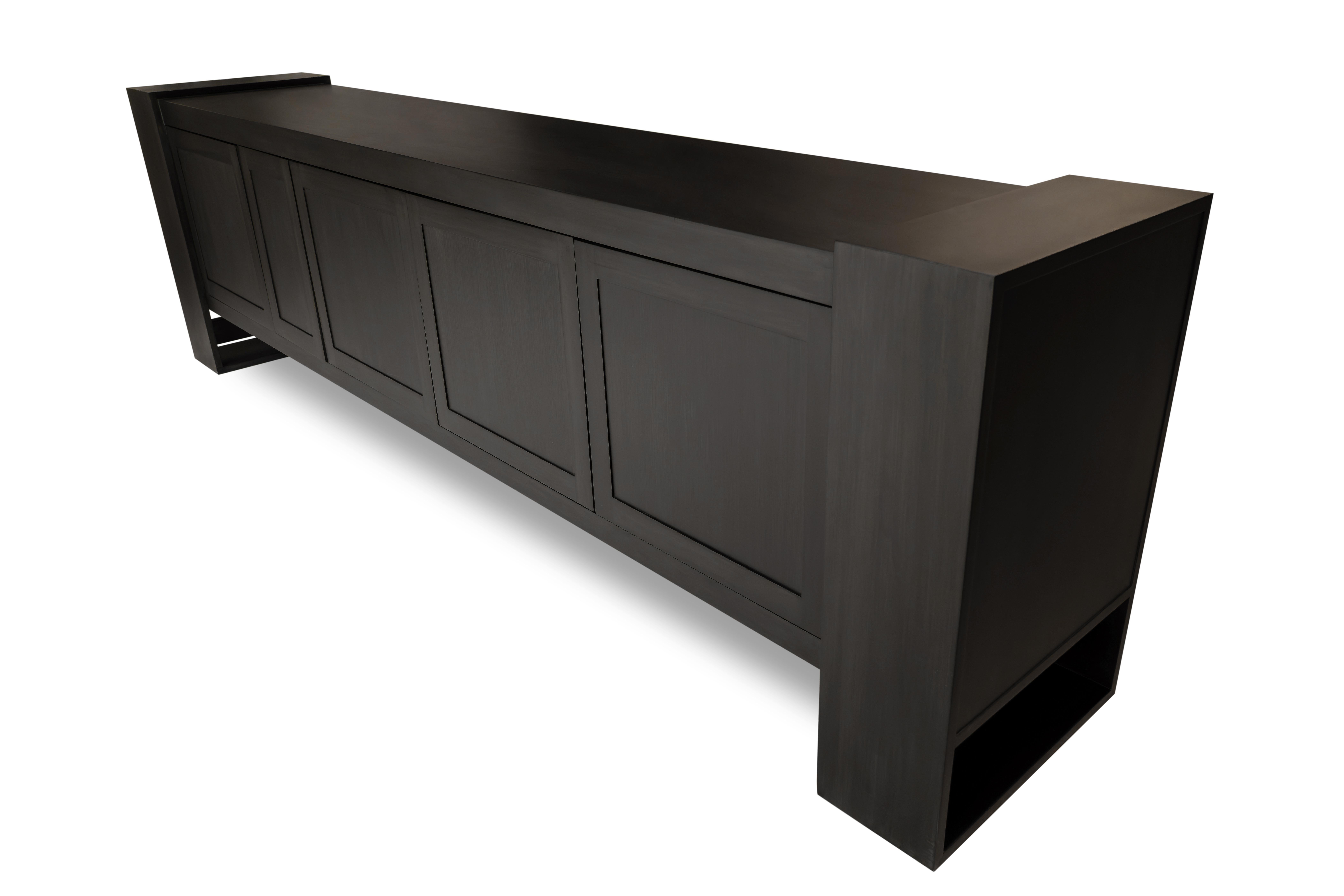 XXI secolo e contemporaneo Credenza Oak annerita in vendita