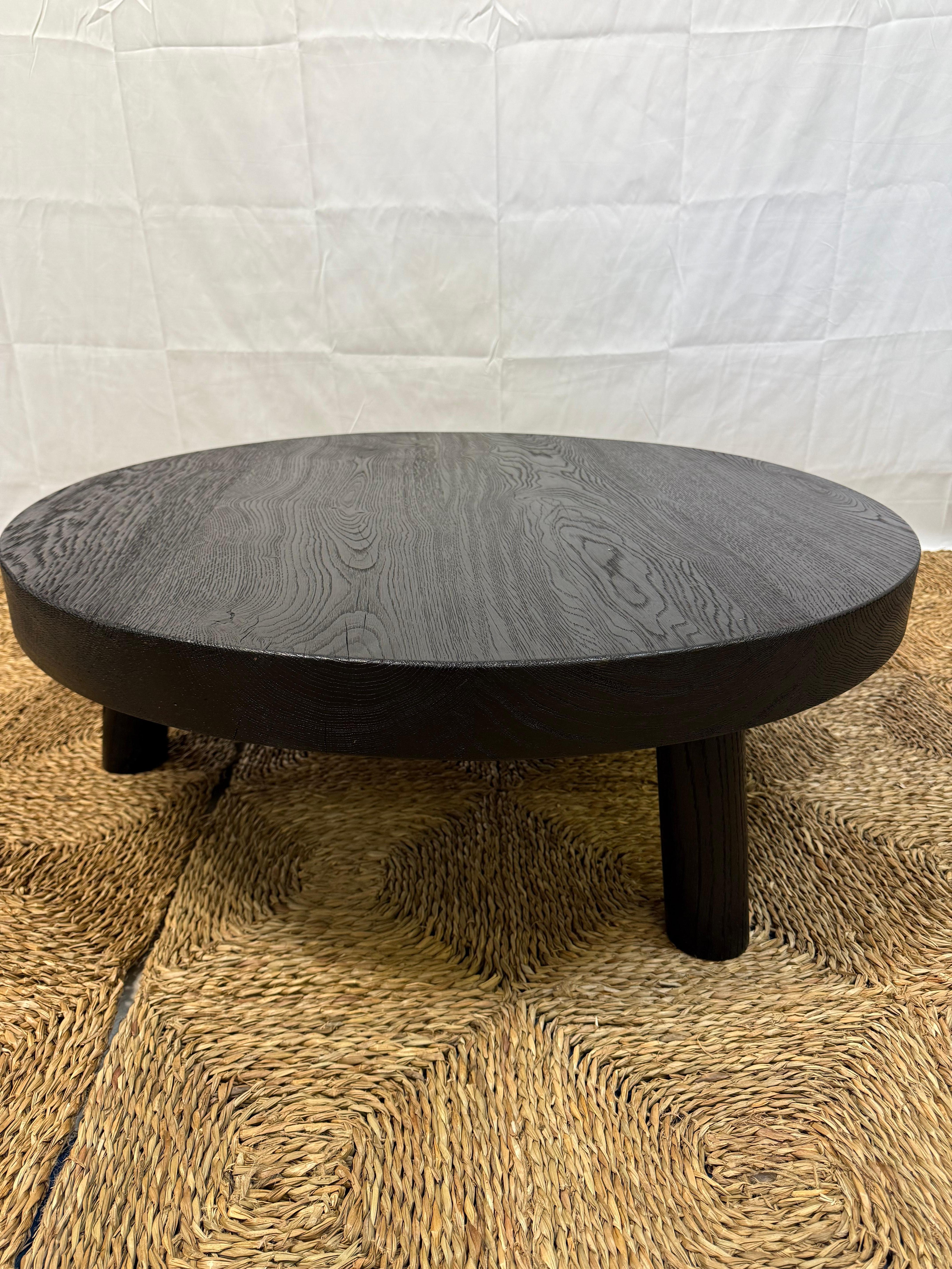 Noirci Table basse sur mesure en Oak noirci en vente