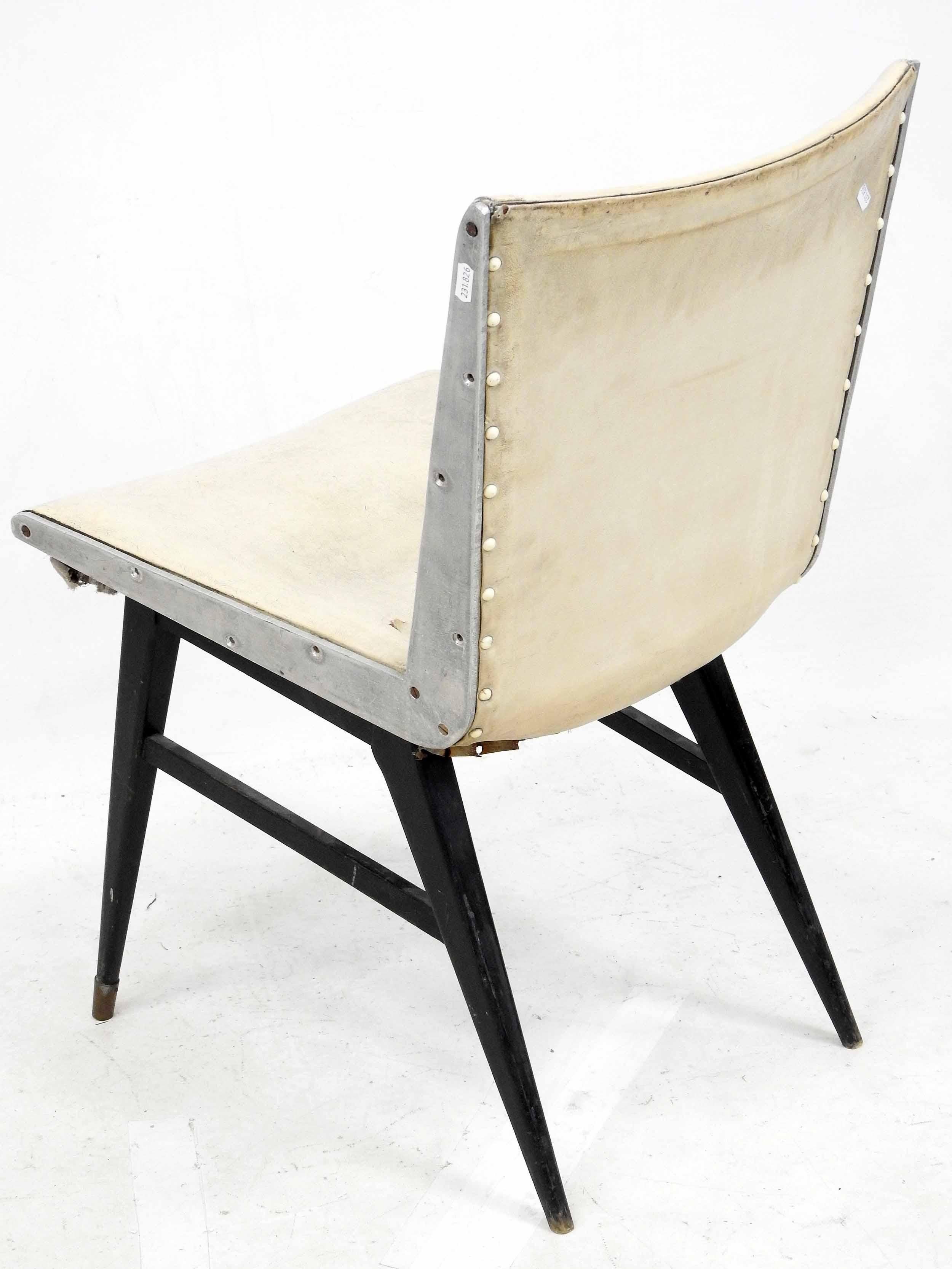 Blackened Wood and Aluminum Chair in the Style of Jens Risom In Good Condition For Sale In Saint-Ouen, FR