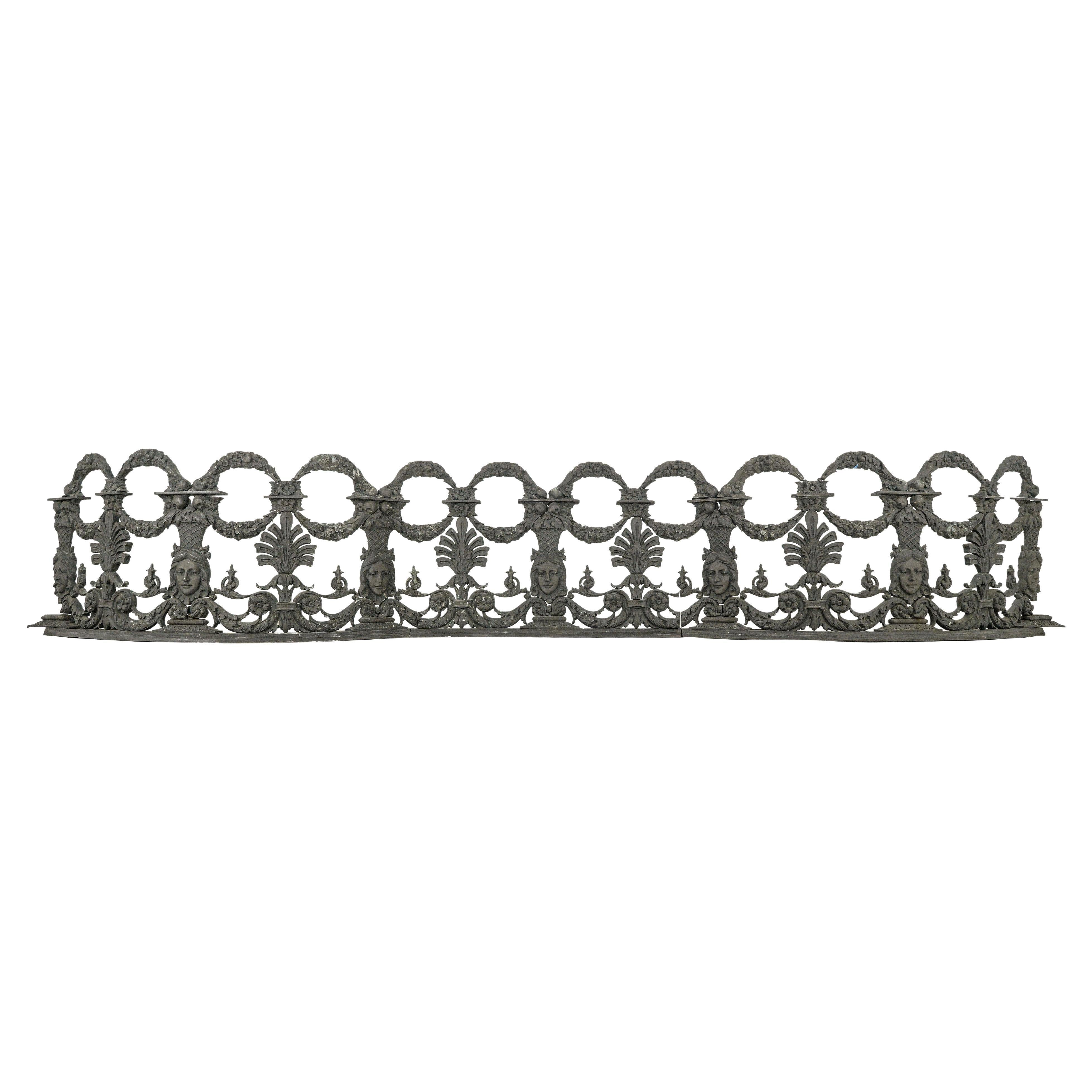 Rails de balcon figuratifs Louis XVI en bronze du restaurant Blackie's
