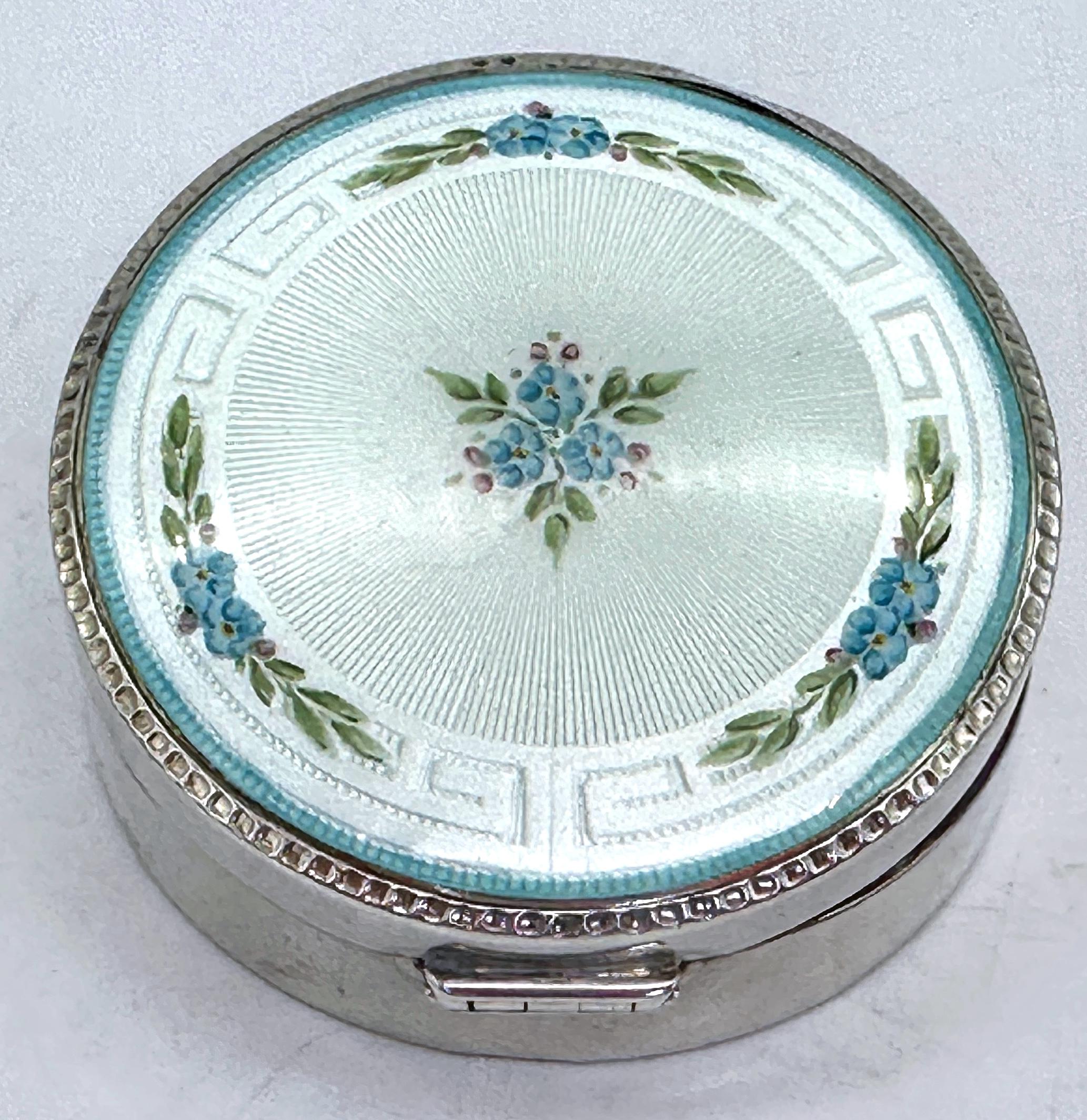 Boîte en argent et émail guilloché de Blackington avec couvercle en miroir, C.I.C. 1925 en vente 3