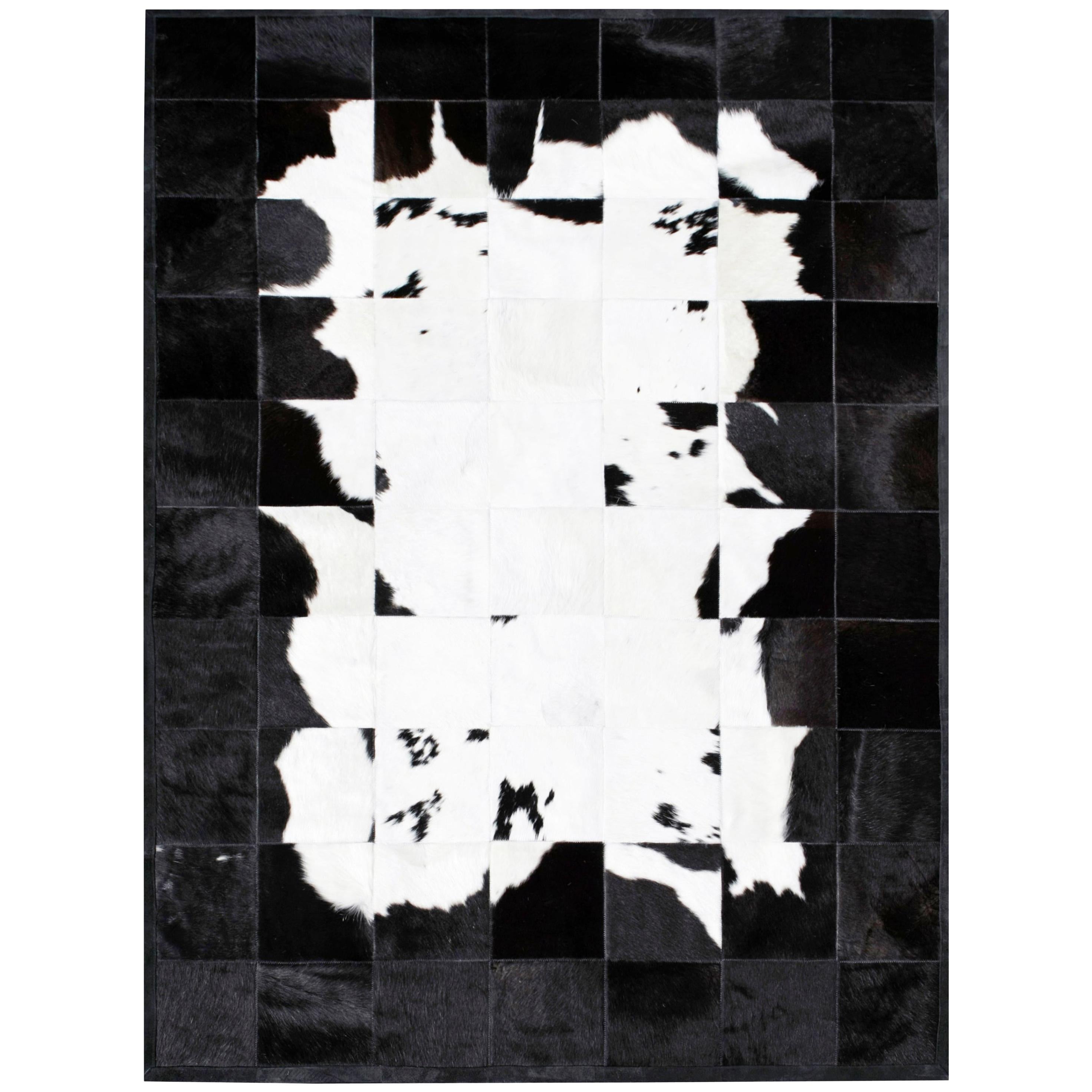 Schwarzer und weißer, anpassbarer Buenos Aires Rindsleder-Bodenteppich XLarge mit kühner Grafik