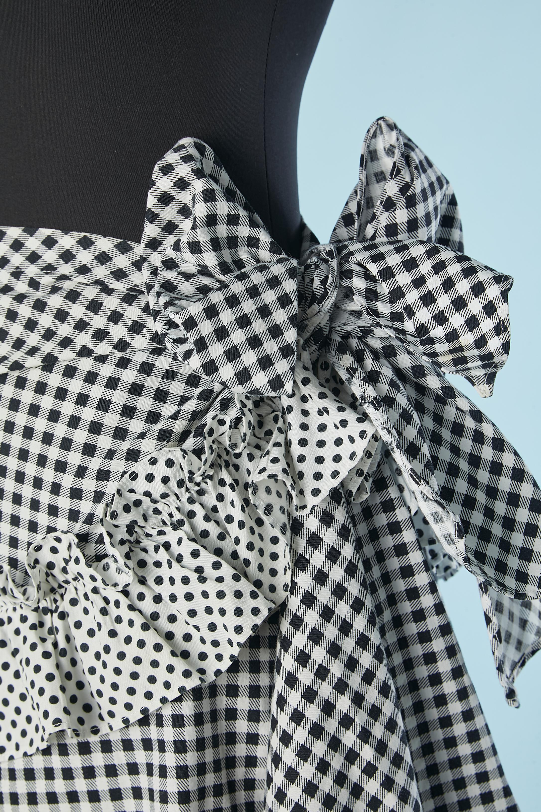 Grigio Gonna in cotone bianco e nero stampata a pois e vichy Saint Laurent Rive Gauche in vendita