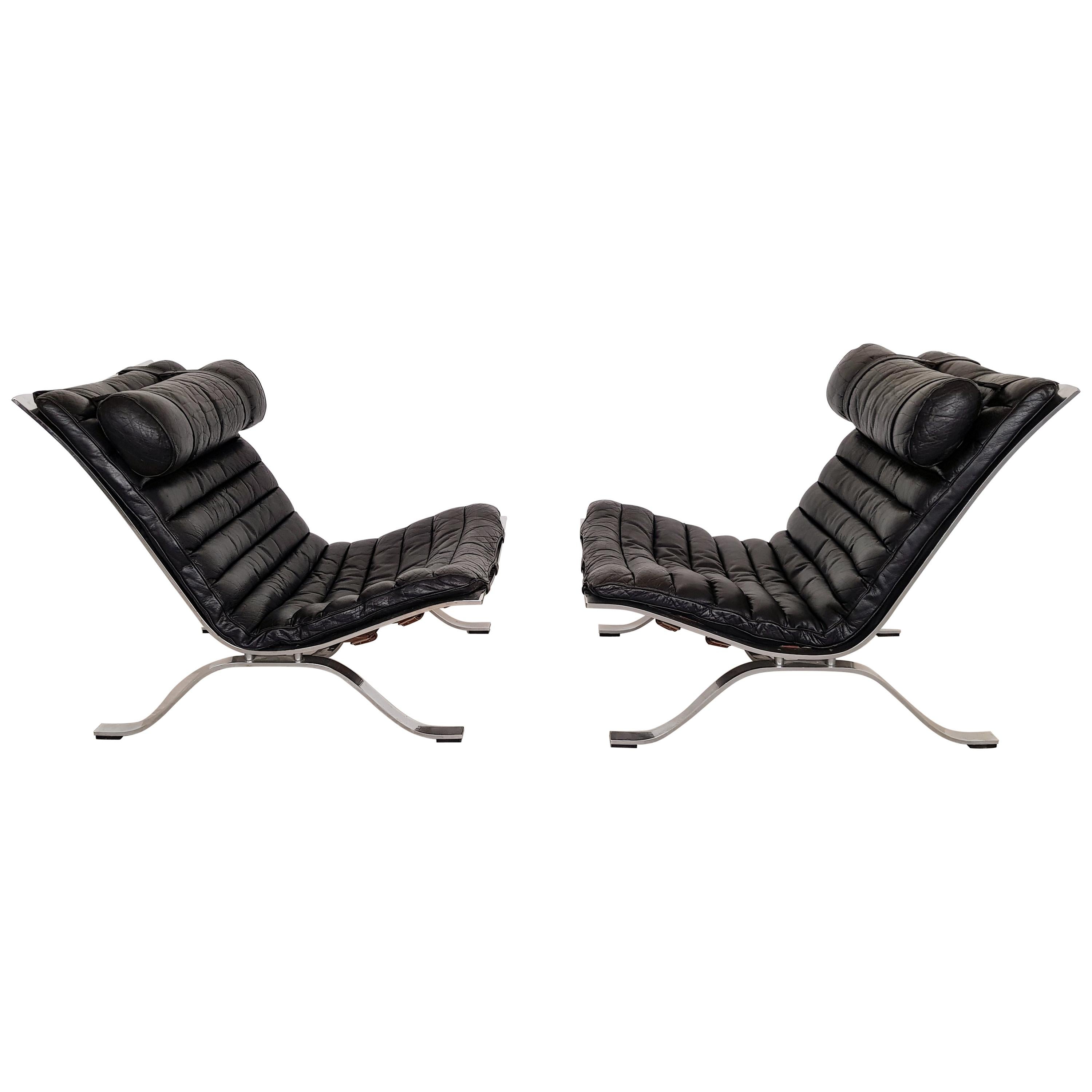 Black Leather Pair of Ari Lounge Chairs by Arne Norell