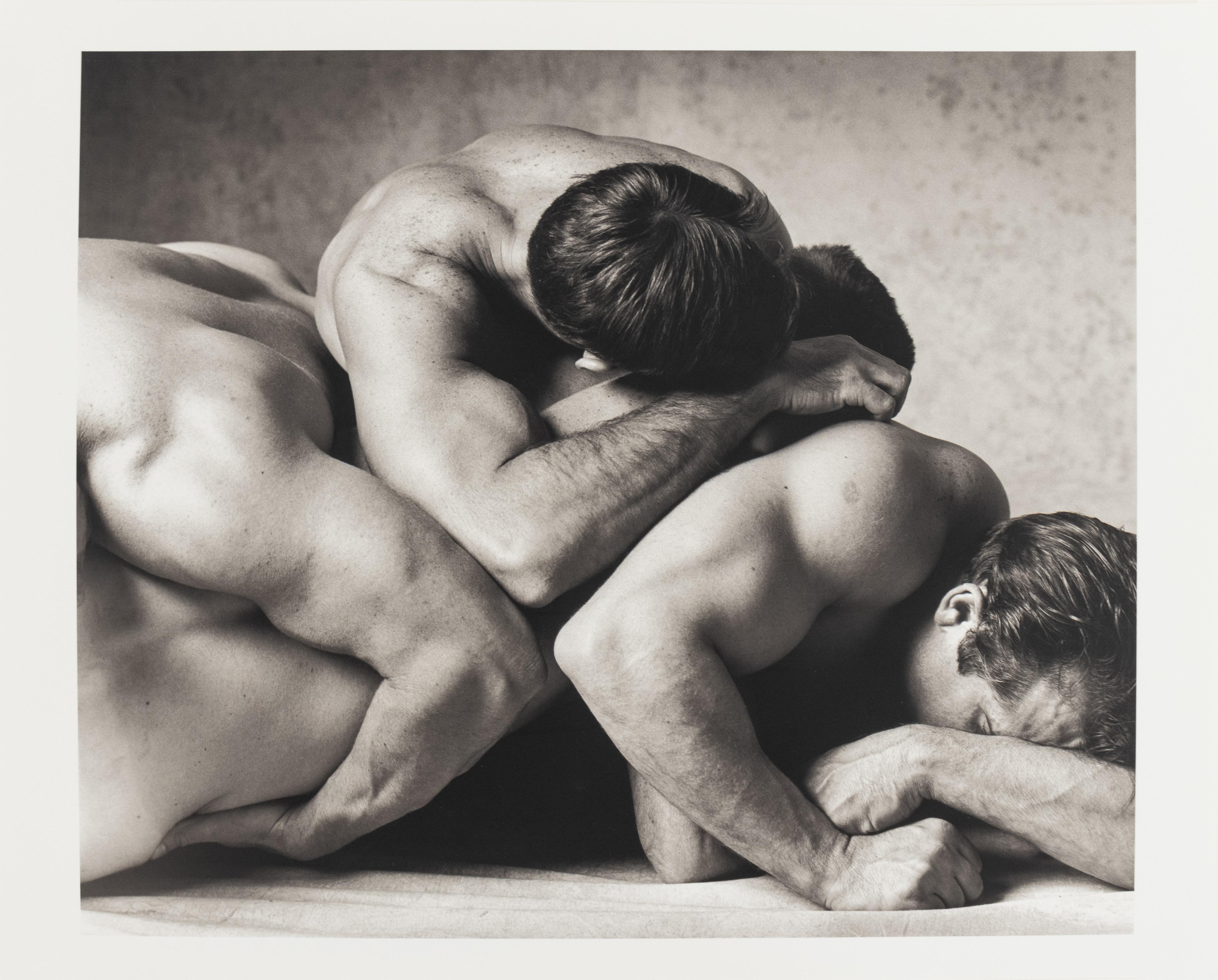 Diese Schwarz-Weiß-Fotografie wird von CLAMP in New York City angeboten.

Ohne Titel (Dree Elbows)
1991

Signiert, betitelt, datiert und nummeriert, verso

Gelatinesilberdruck (Auflage: 25)

14,25 x 17 Zoll (36,2 x 43,2 cm), Bild
16 x 20 Zoll (40,6