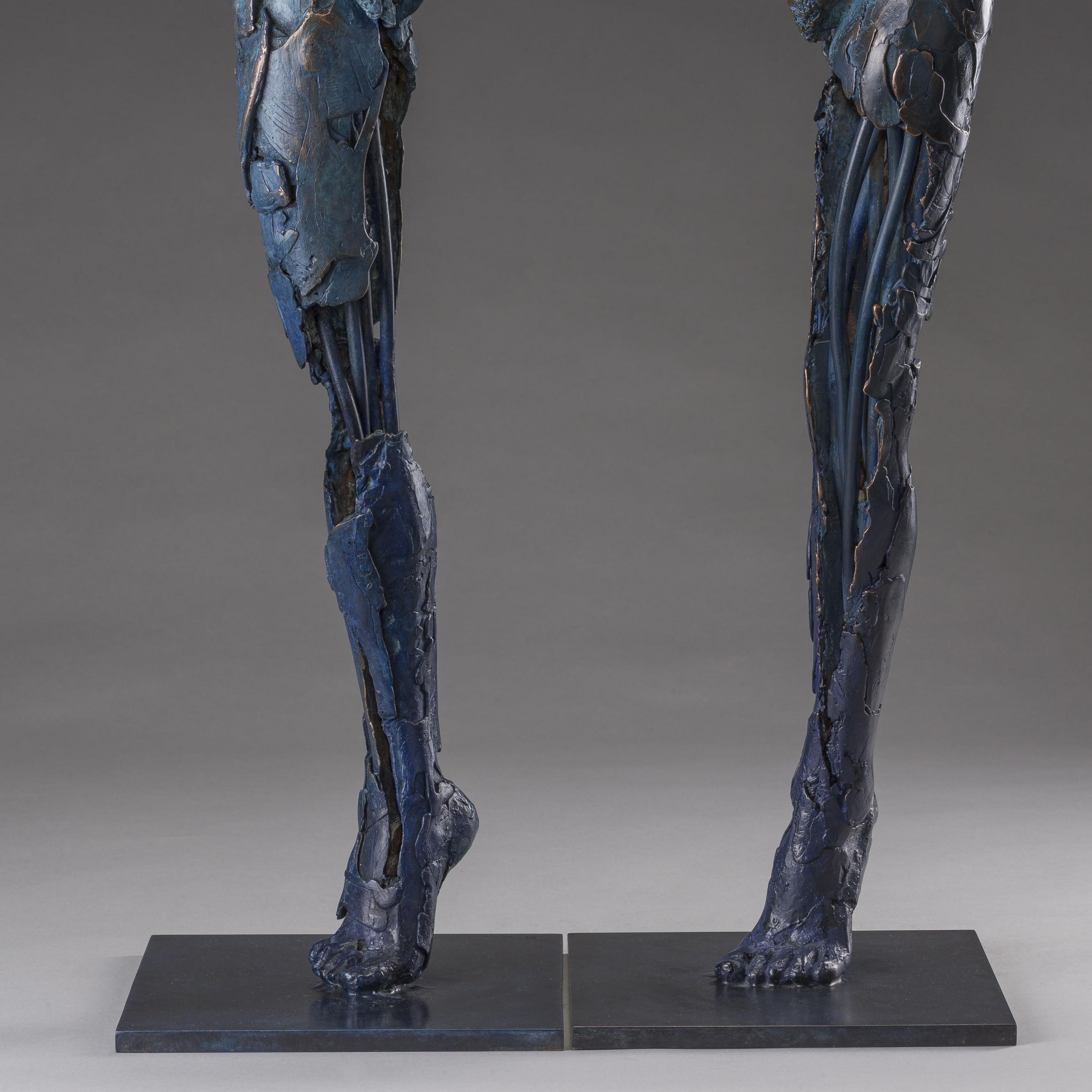 Ushabtis Hetheru e Hathor - Figurative Sculpture Oro di Blake Ward