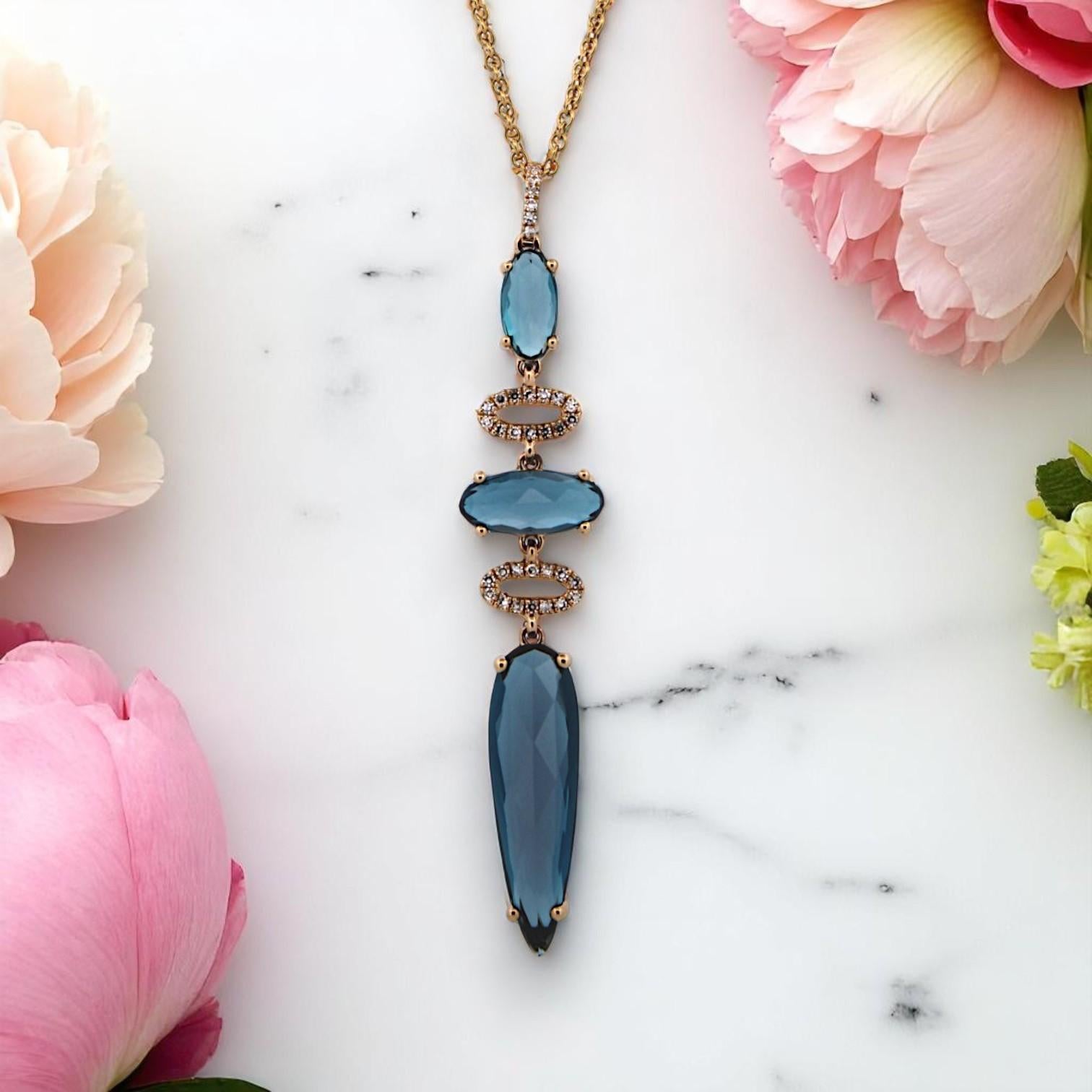 Blakely Halskette - 14k Gelbgold Anhänger mit 5,04 ct London Blue Topas & Diam im Zustand „Neu“ im Angebot in Greeneville, TN