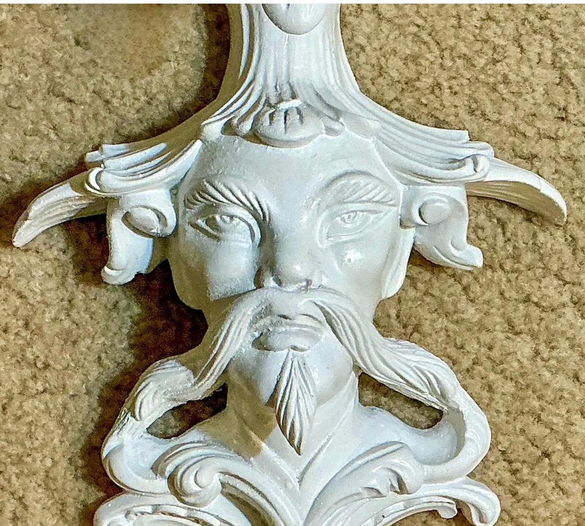 Exportation chinoise Paire de supports muraux anciens de style chinois d'exportation Blanc de Chine en vente