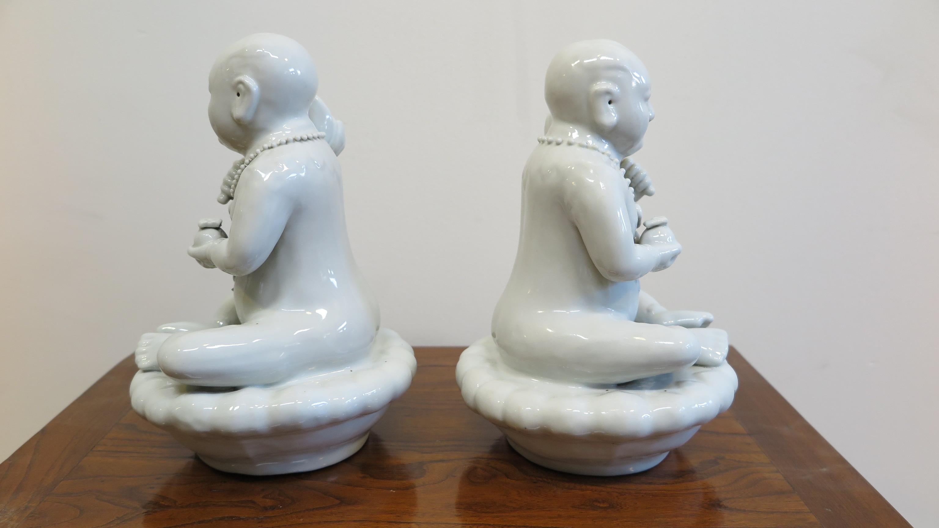 Qing Blanc De Chine Porcelain Pair of Chinese Figures For Sale