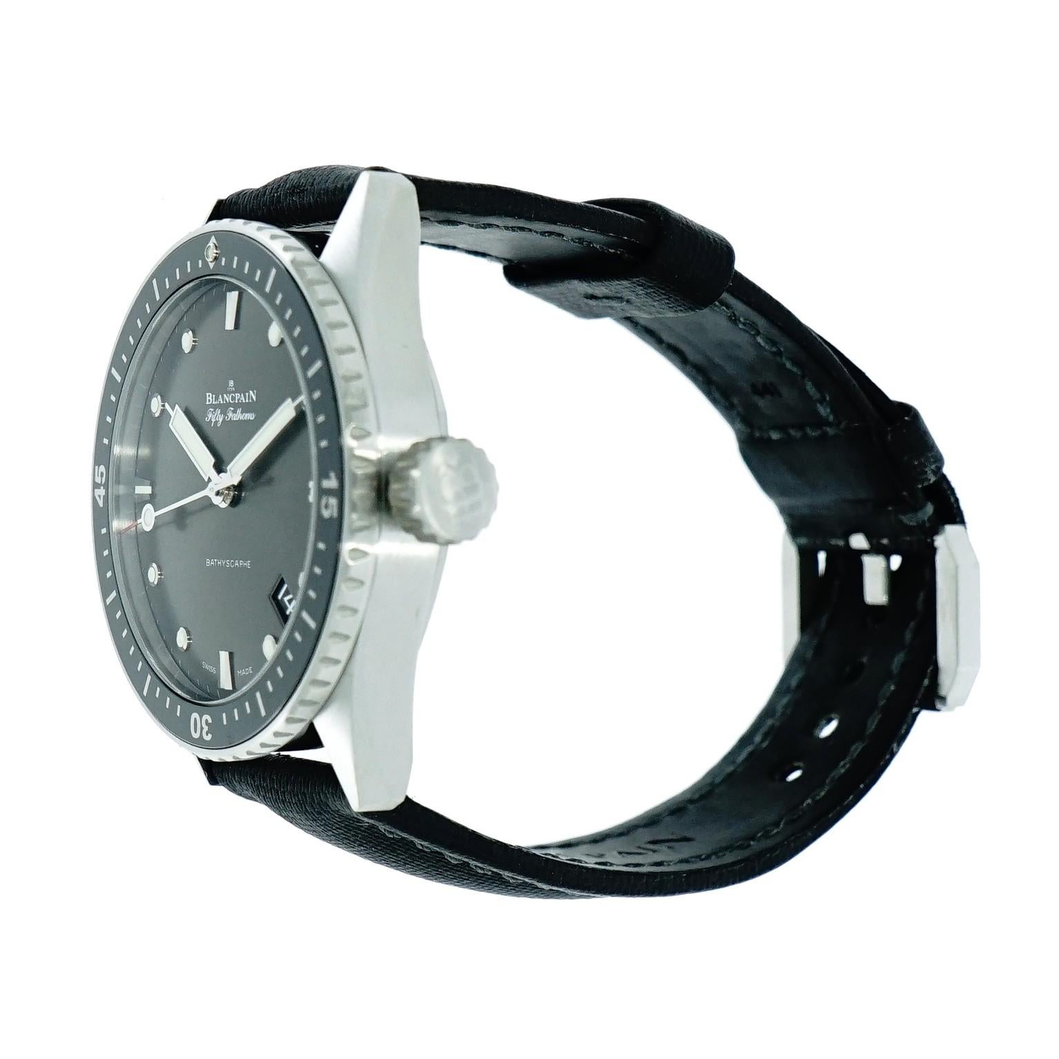Pre- owned in very good condition Blancpain Fifty Fathoms Bathyscaphe 43mm stainless steel case, screw-down crown, uni-directional rotating stainless steel bezel with black ceramic count-up elapsed time ring, grey dial with luminous hands, and dot