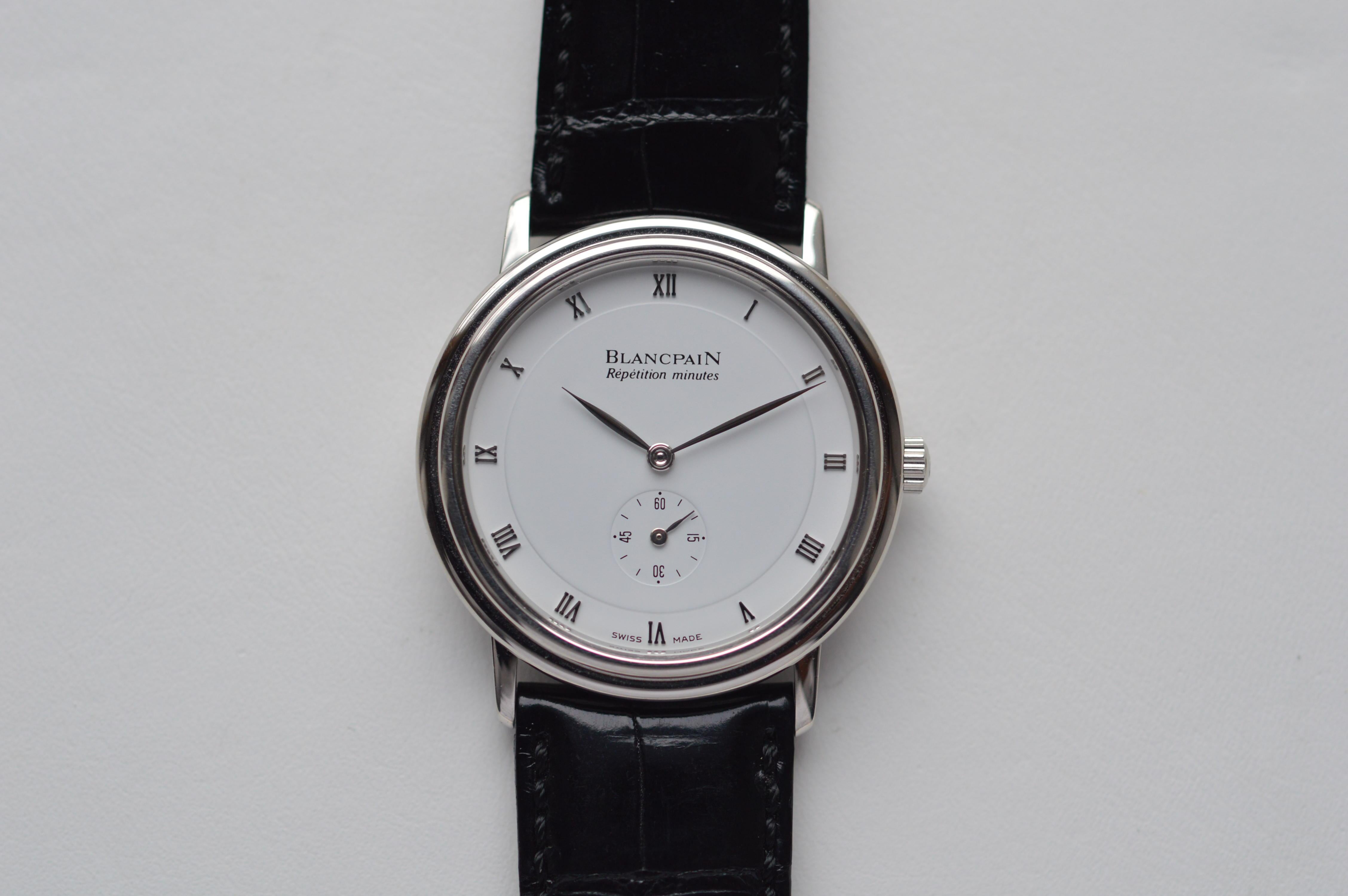 Blancpain Villeret Repetition Minutes in Platinum
Reference n° 0033-3427-55A
33mm Size
Limited Edition No°17
Very rare model in this condition
Mechanical Movement
950 Platinum Case & Buckle
Minute Repeater
Black Leather Strap with a Platinum