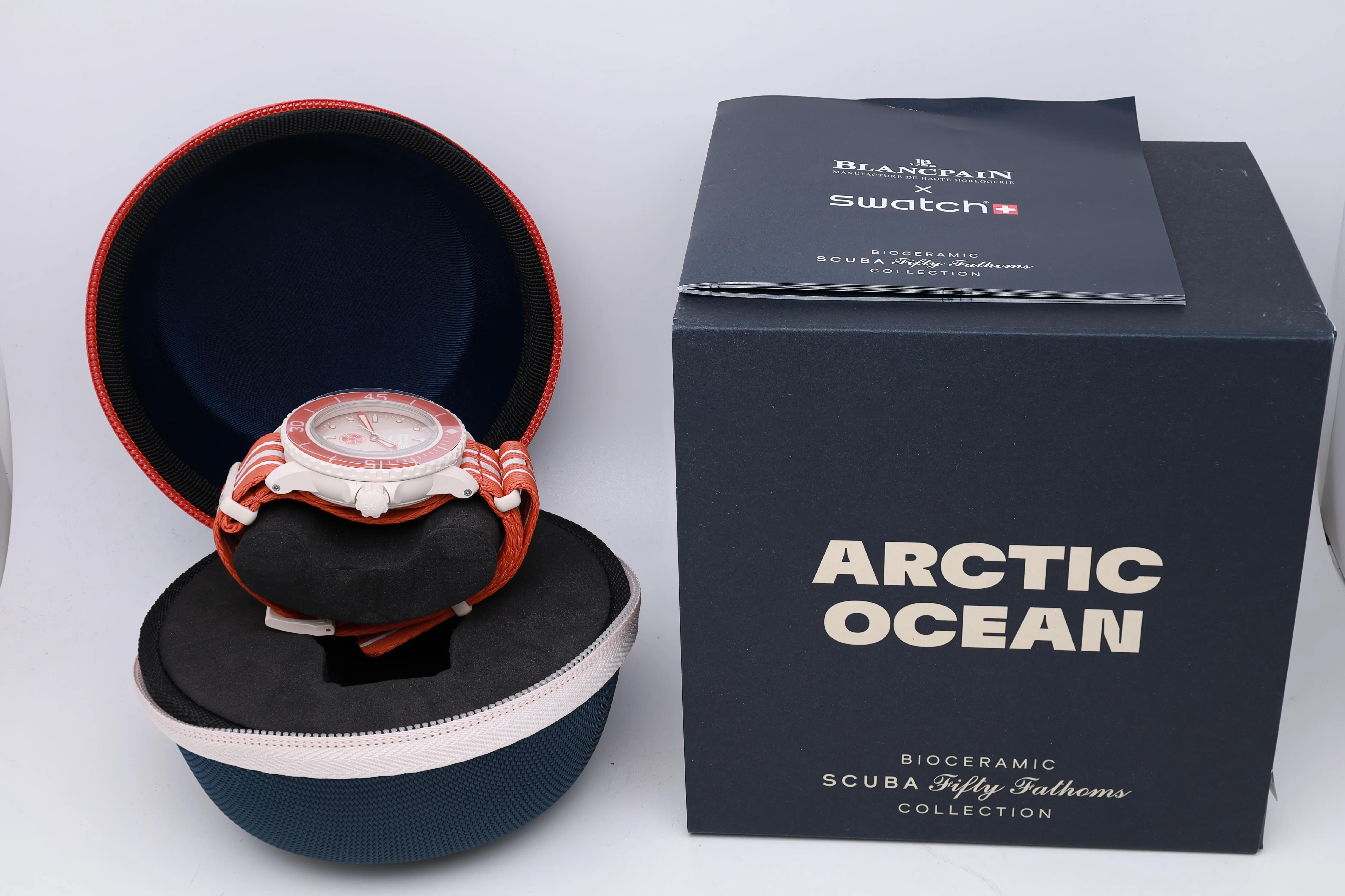 Blancpain x Swatch Scuba Fifty Fathoms Arctic Ocean Cream Dial Montre S035N100 Neuf - En vente à New York, NY