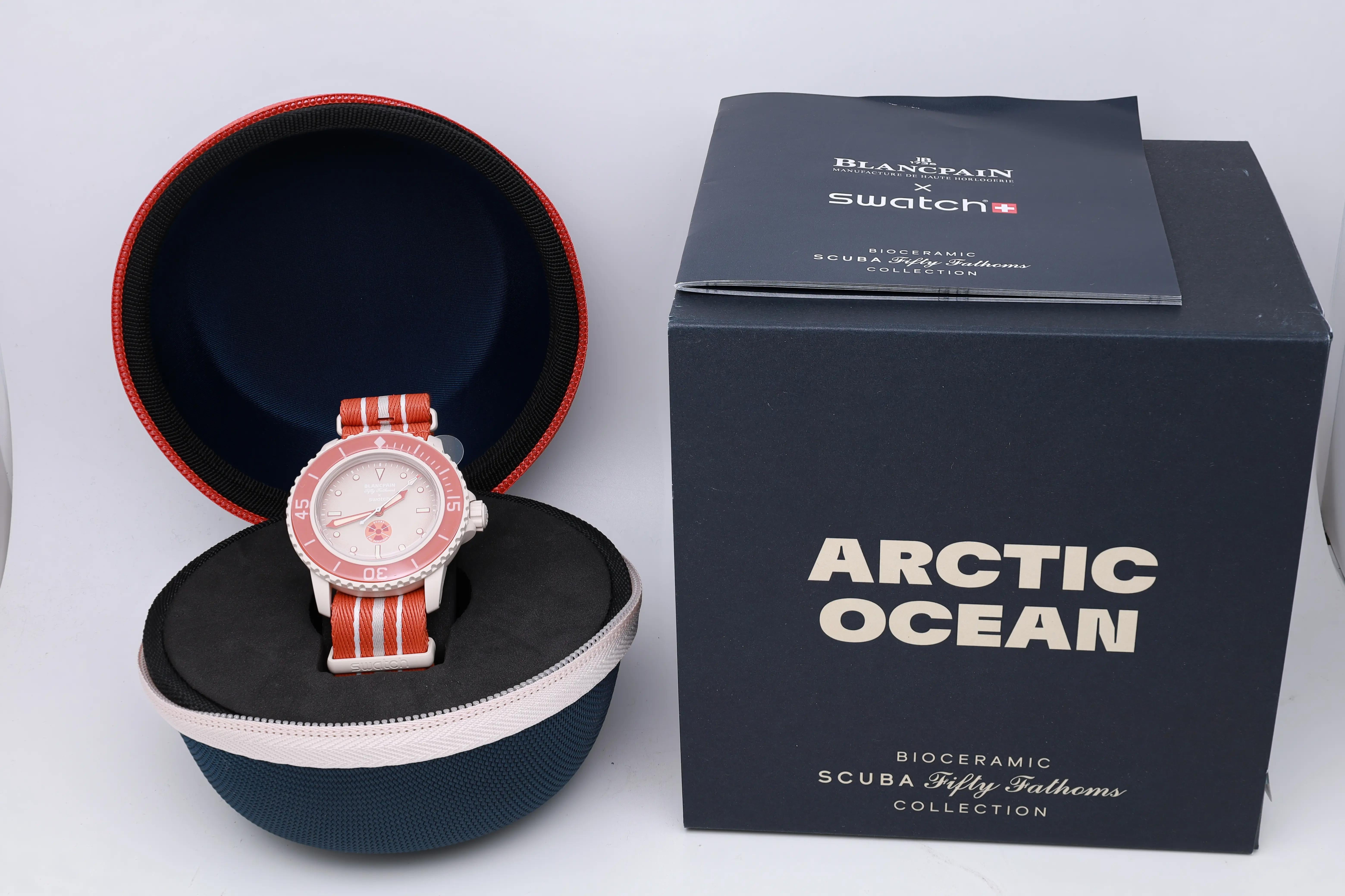 Blancpain x Swatch Scuba Fifty Fathoms Arctic Ocean Cream Dial Montre S035N100 Unisexe en vente