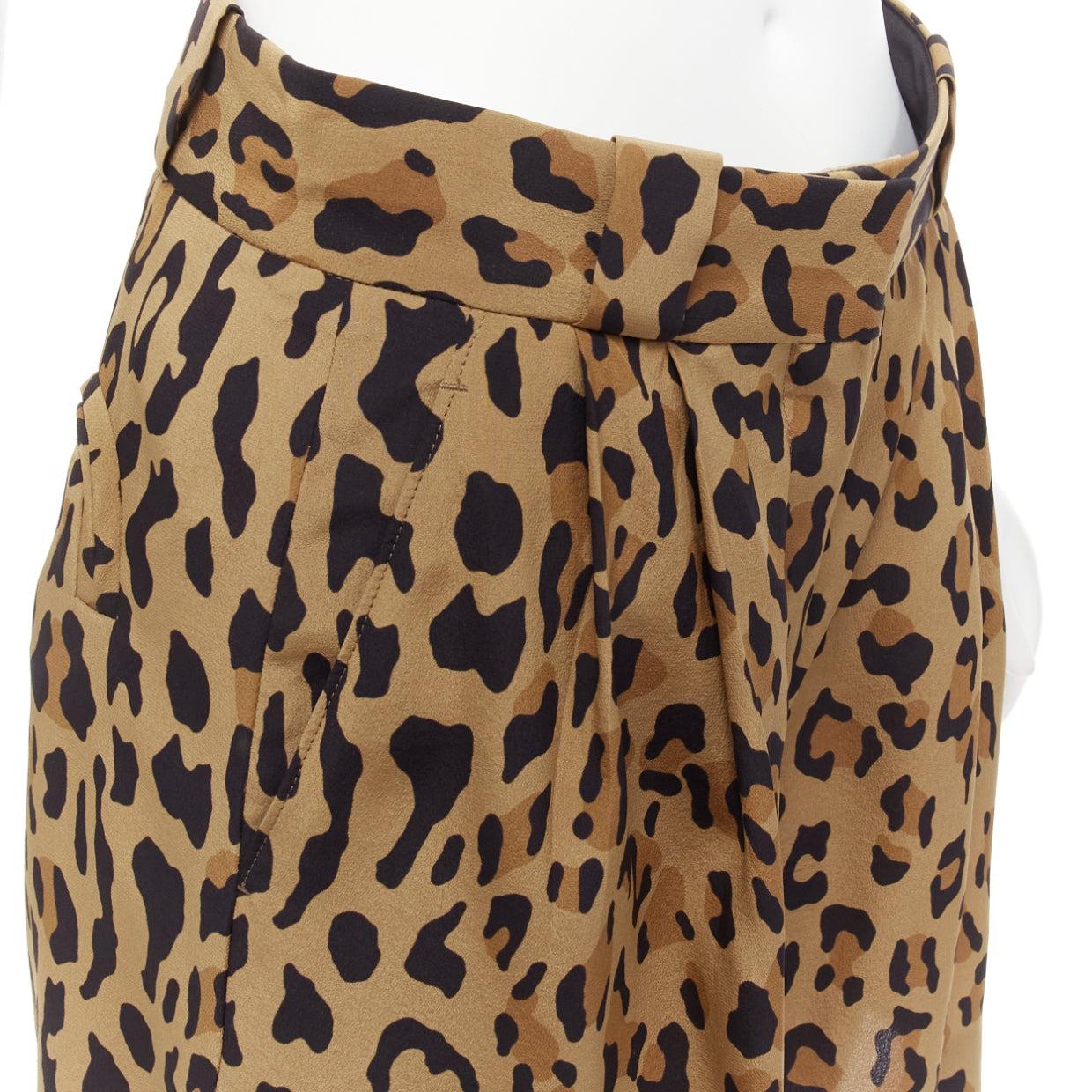 BLAZE MILANO 100% silk brown leopard print curved pocket shorts Sz. 1 S For Sale 2