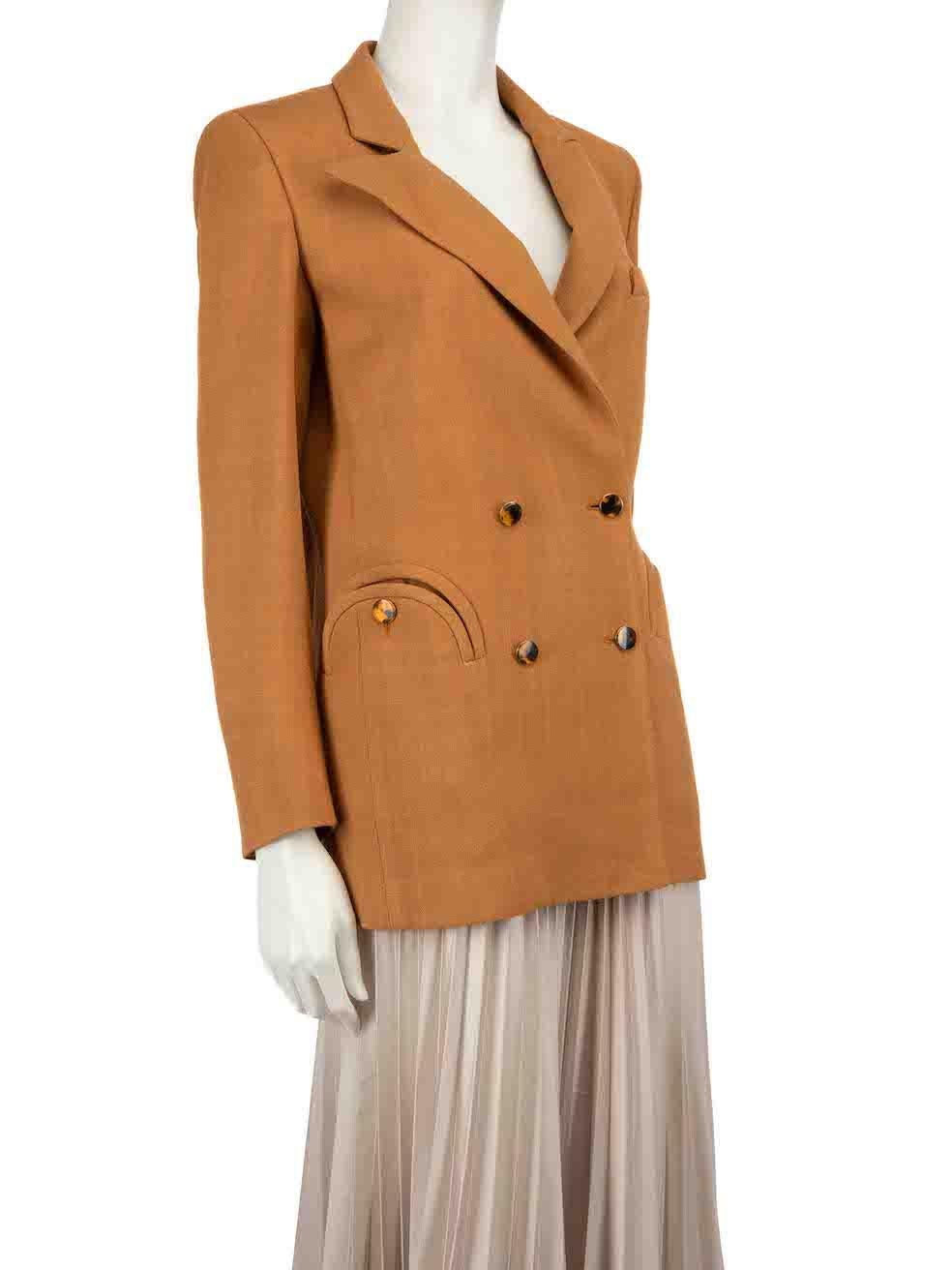 CONDITION is Very good. Minimal wear to blazer is evident. Minimal wear to the centre-front with a small mark on this used Blazè Milano designer resale item.
 
 
 
 Details
 
 
 Camel
 
 Viscose
 
 Everyday blazer
 
 Button up fastening
 
 Shoulder