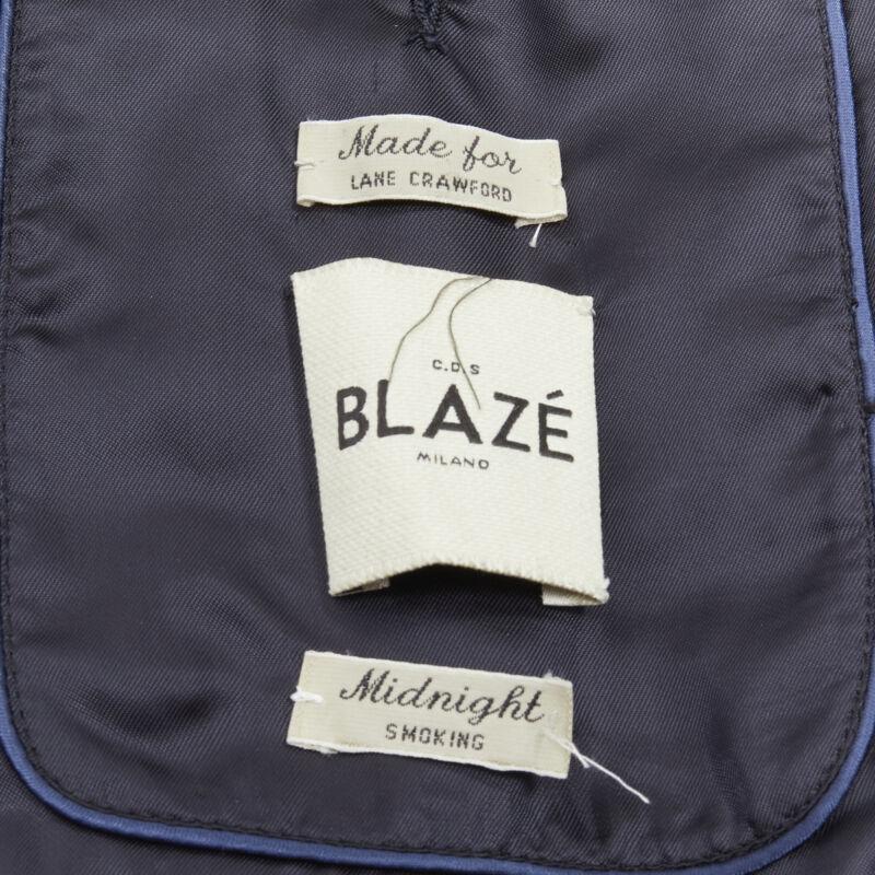 BLAZE MILANO Fumo di mezzanotte blazer scialle in cotone verde cachi con tasche curve S in vendita 4