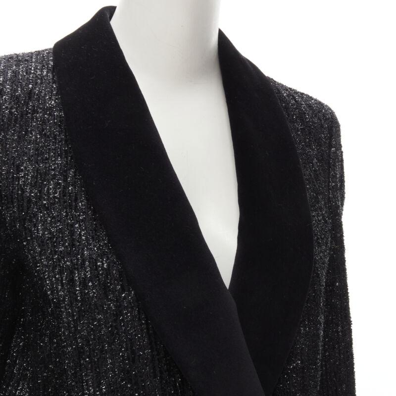 BLAZE MILANO Midnight Smoking metallic black lurex chenille velvet blazer US0 XS
Reference: KNLM/A00046
Brand: Blaze Milano
Model: Midnight Smoking
Material: Viscose, Polyamide
Color: Black
Pattern: Solid
Closure: Button
Lining:  Cupro
Extra
