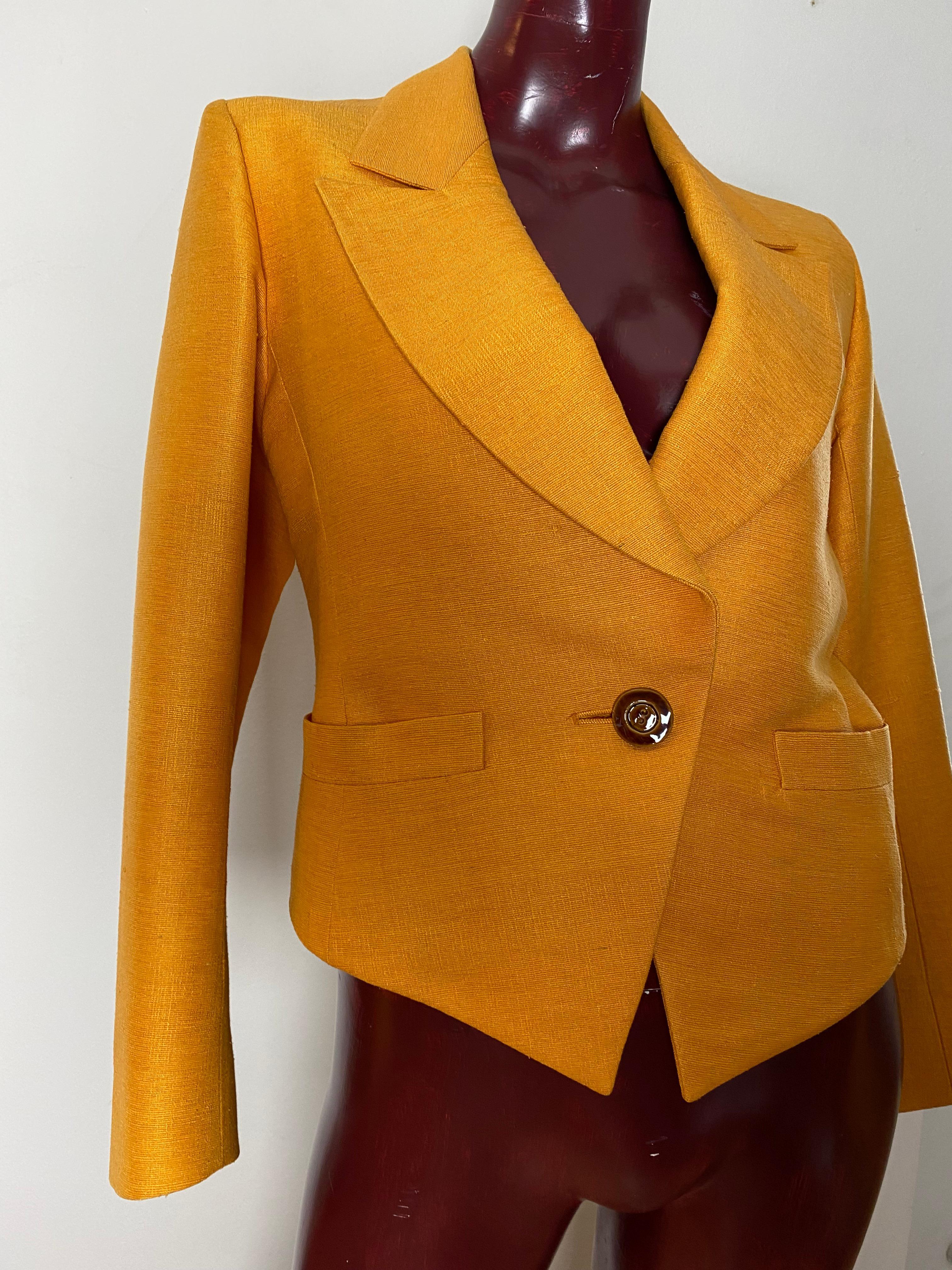 Women's Yellow single button blazer with YSL rive gauche tips and reverse collar For Sale